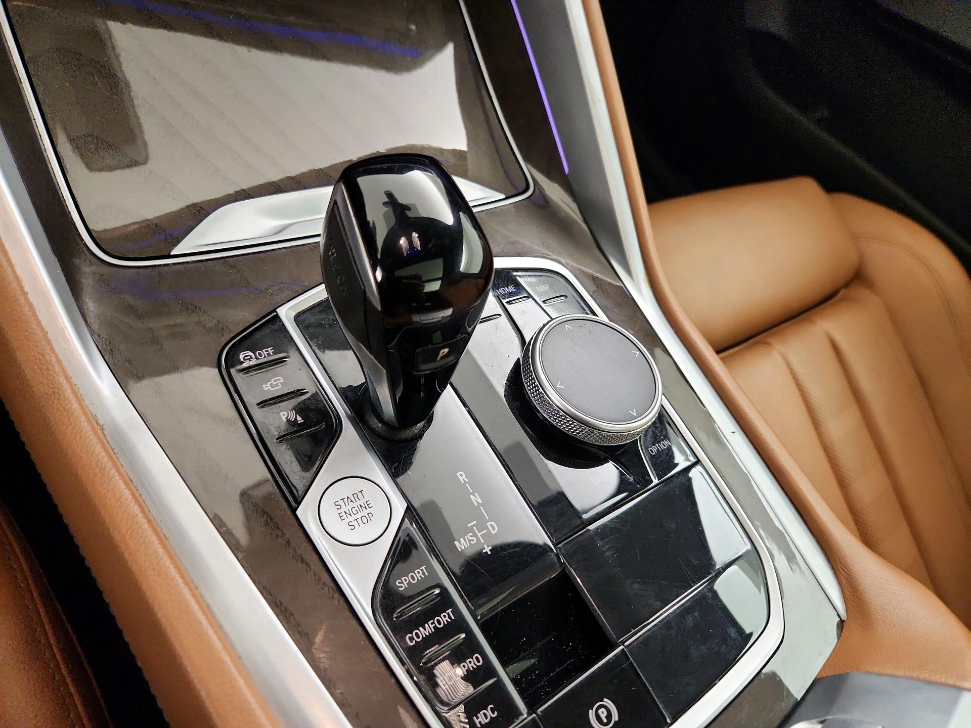 Thumbnail: 2022 BMW X6 - 18