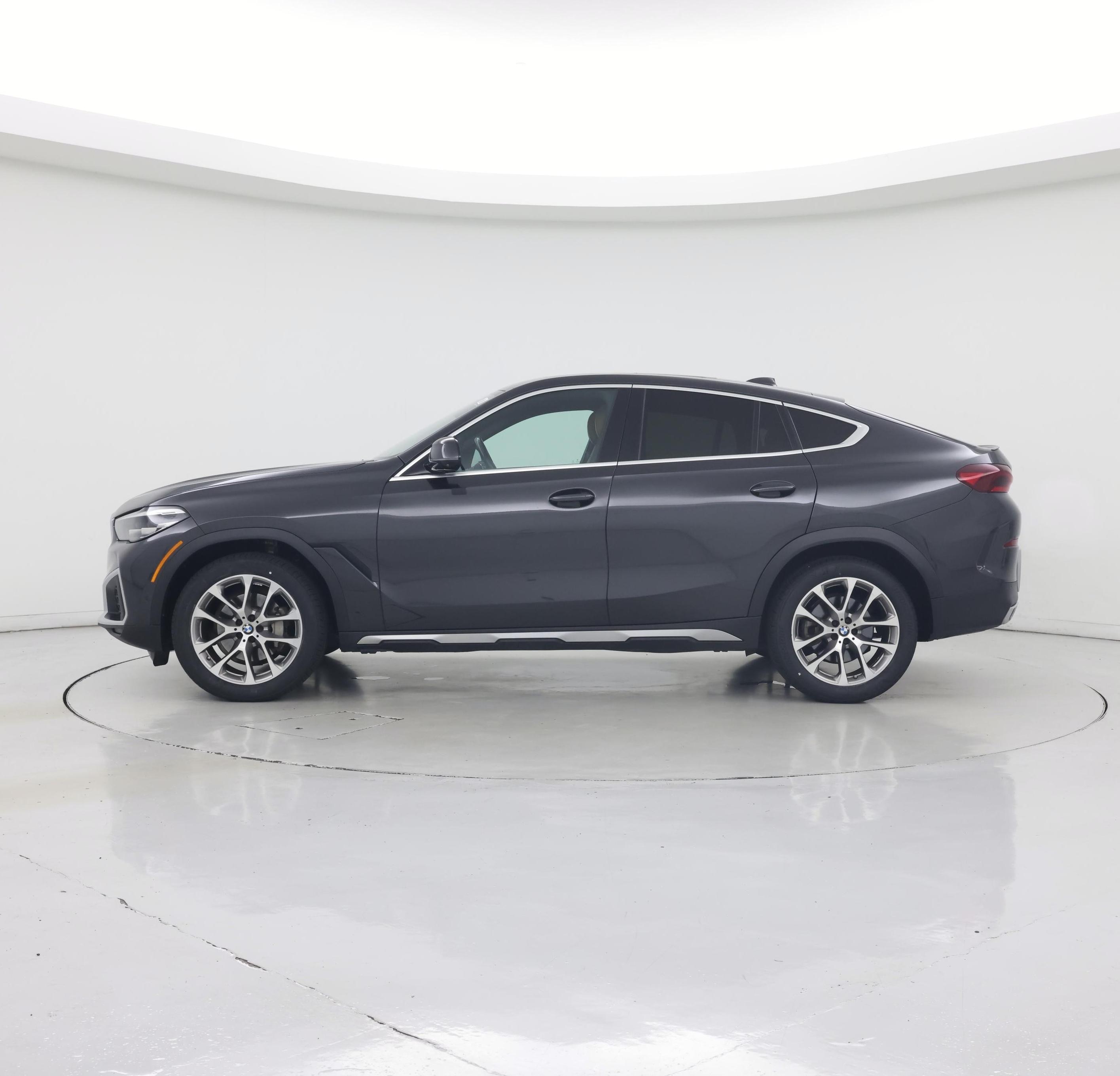 Thumbnail: 2022 BMW X6 - 3