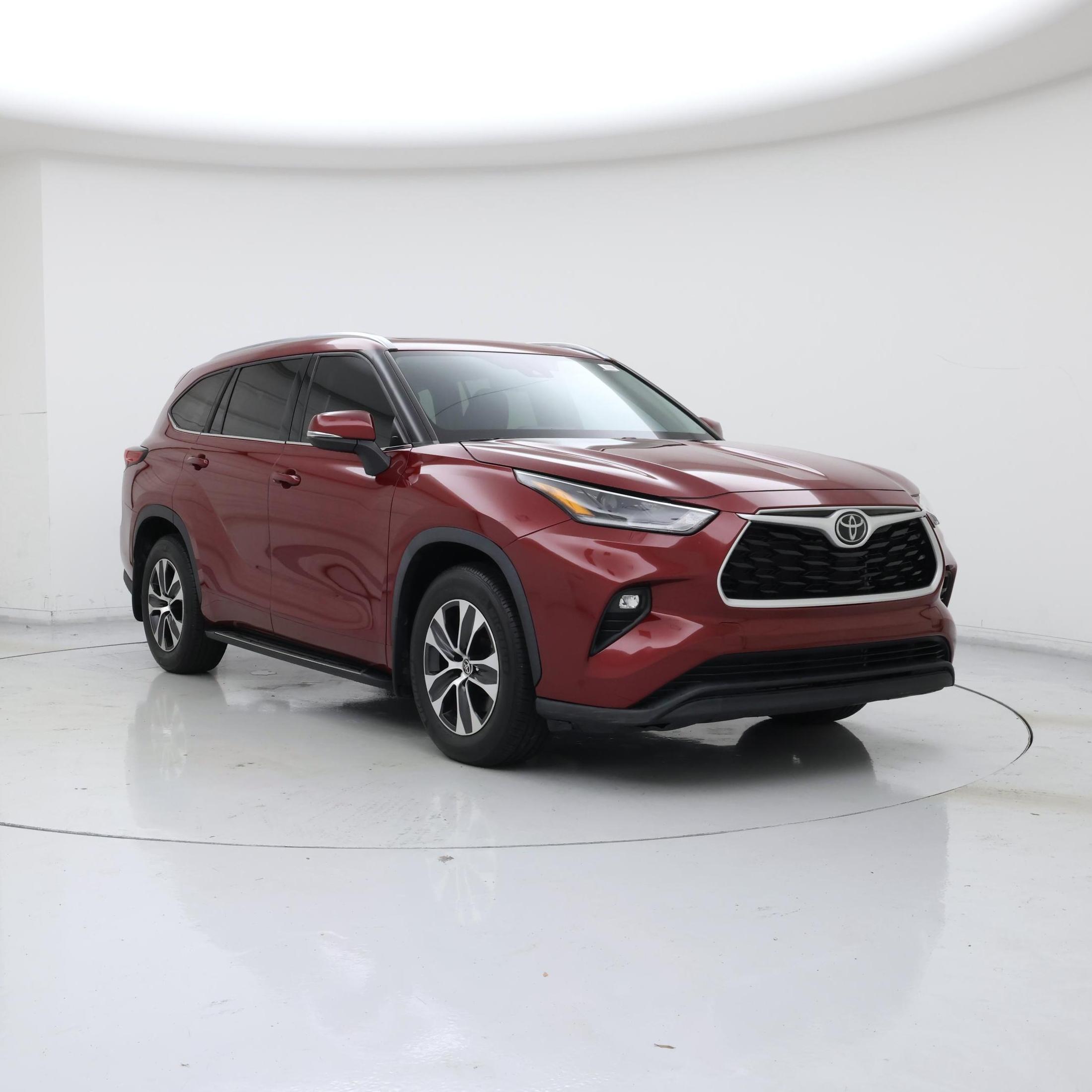 Red 2021 Toyota Highlander SUV / Crossover Front-Wheel Drive Automatic