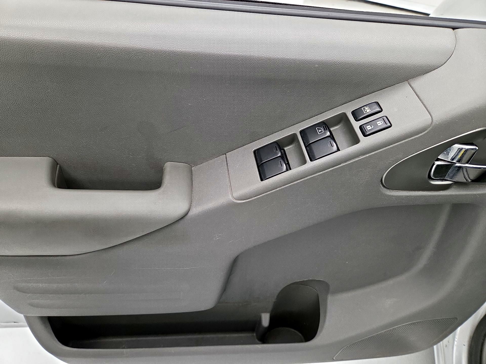 Thumbnail: 2016 Nissan Frontier - 12