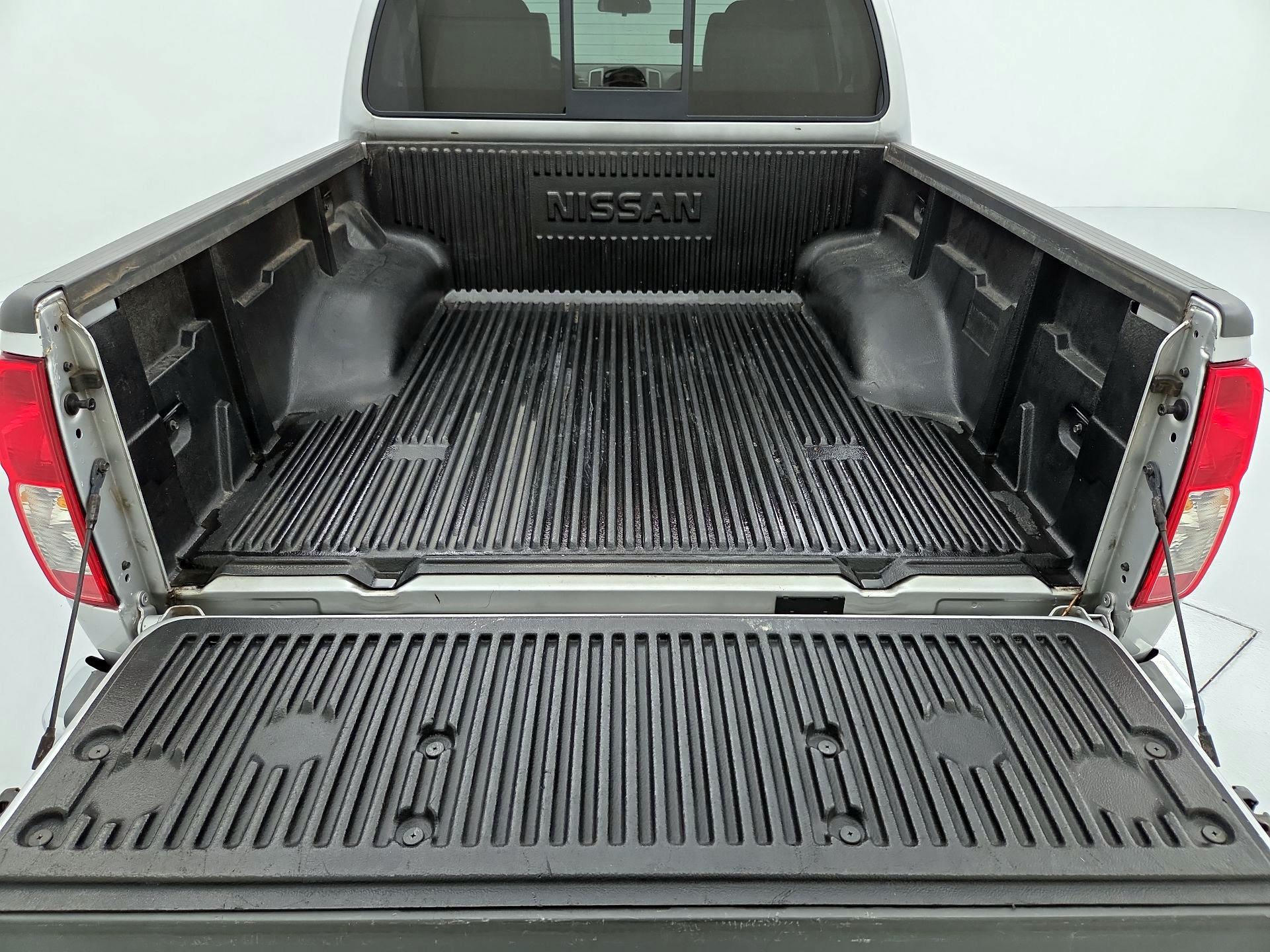 Thumbnail: 2016 Nissan Frontier - 19