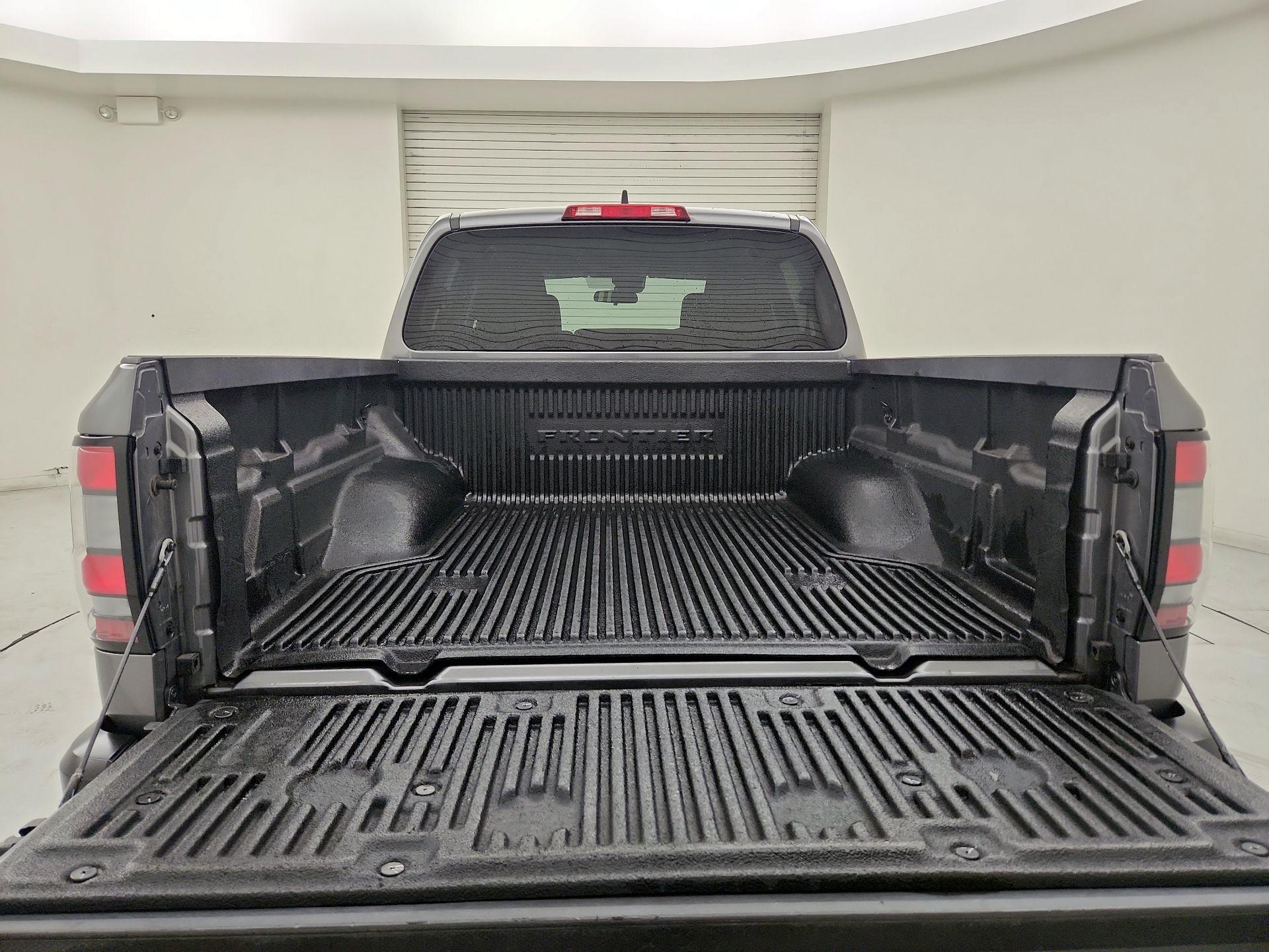 Thumbnail: 2022 Nissan Frontier - 20