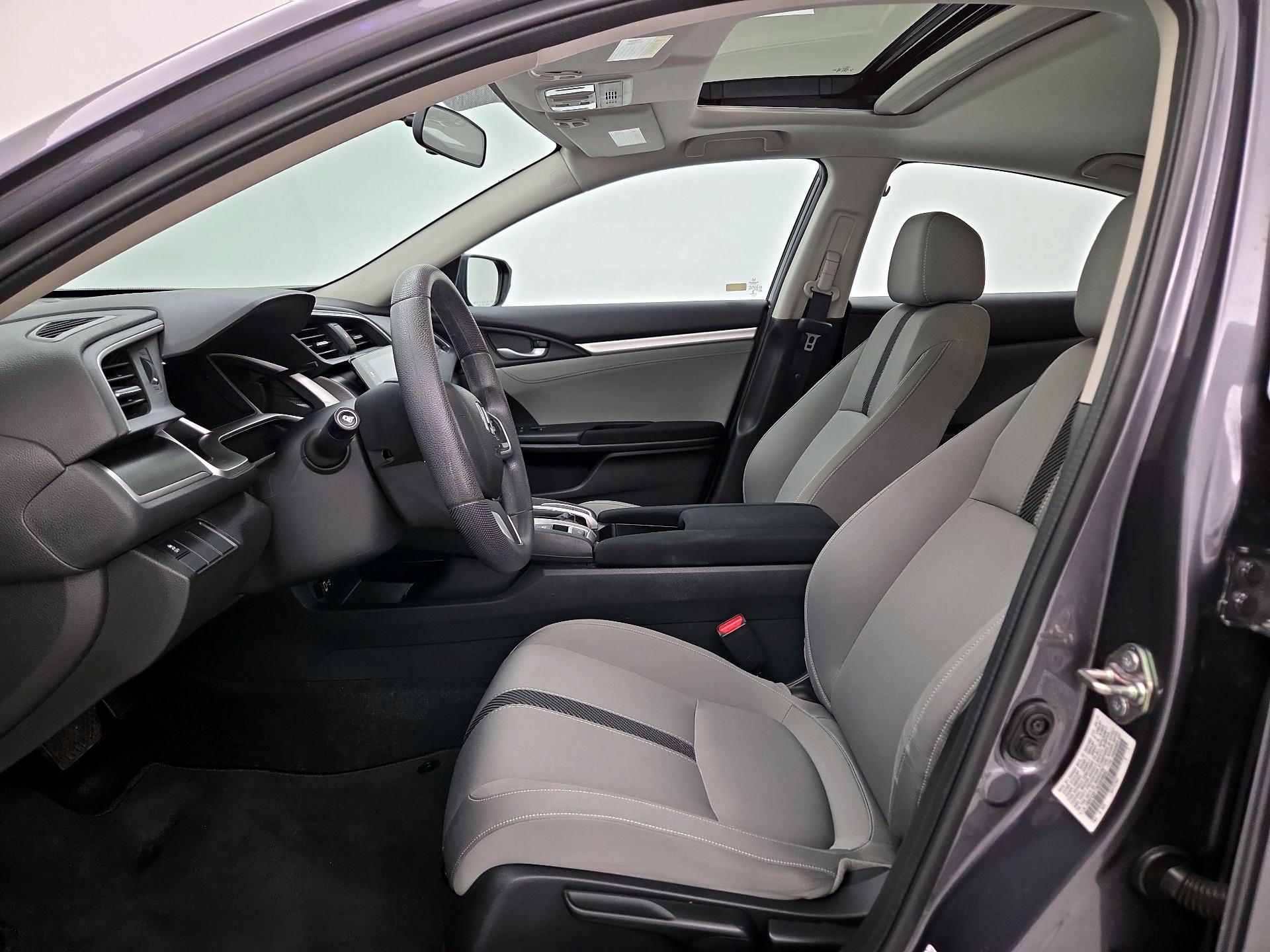 Thumbnail: 2016 Honda Civic - 11