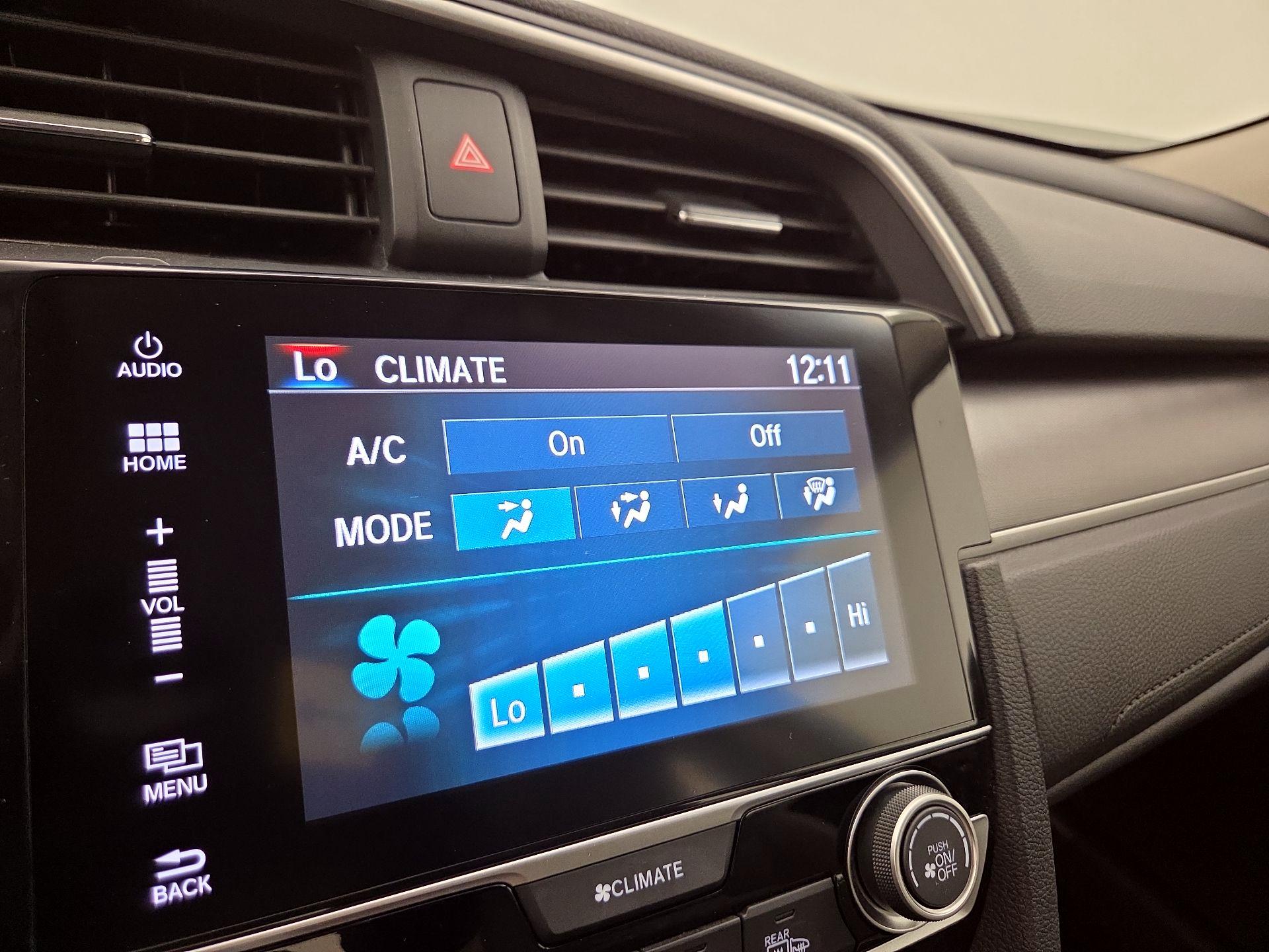 Thumbnail: 2016 Honda Civic - 16