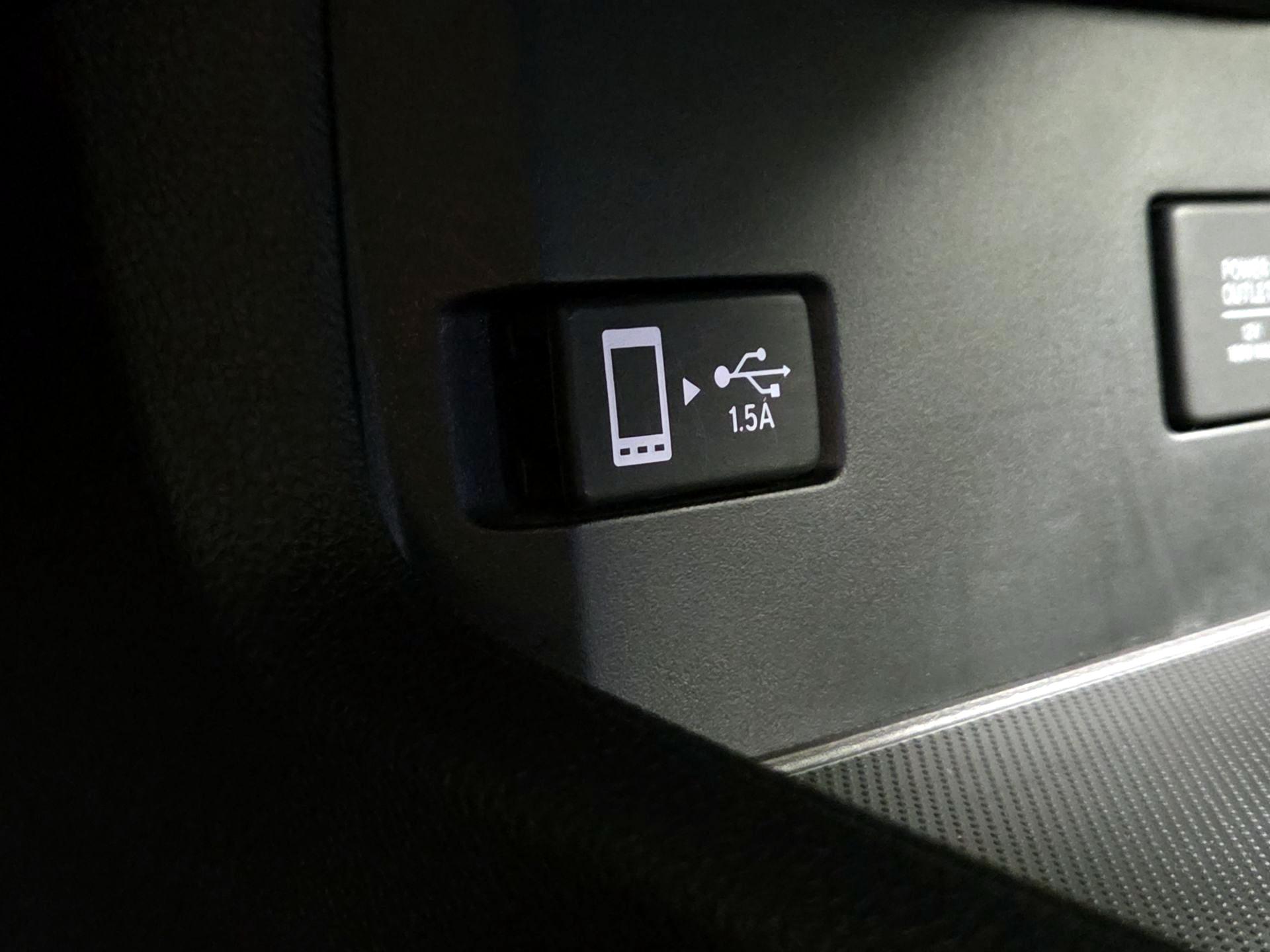 Thumbnail: 2016 Honda Civic - 18