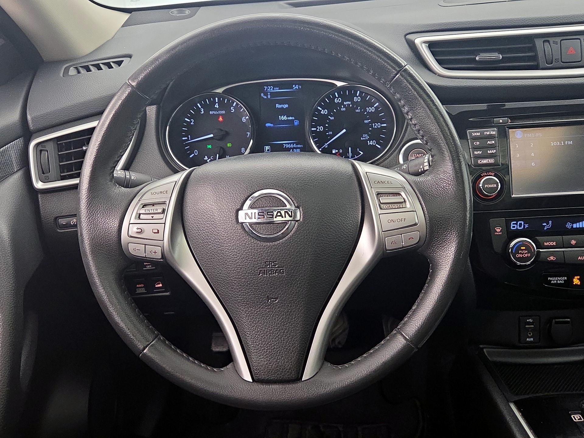 Thumbnail: 2016 Nissan Rogue - 10