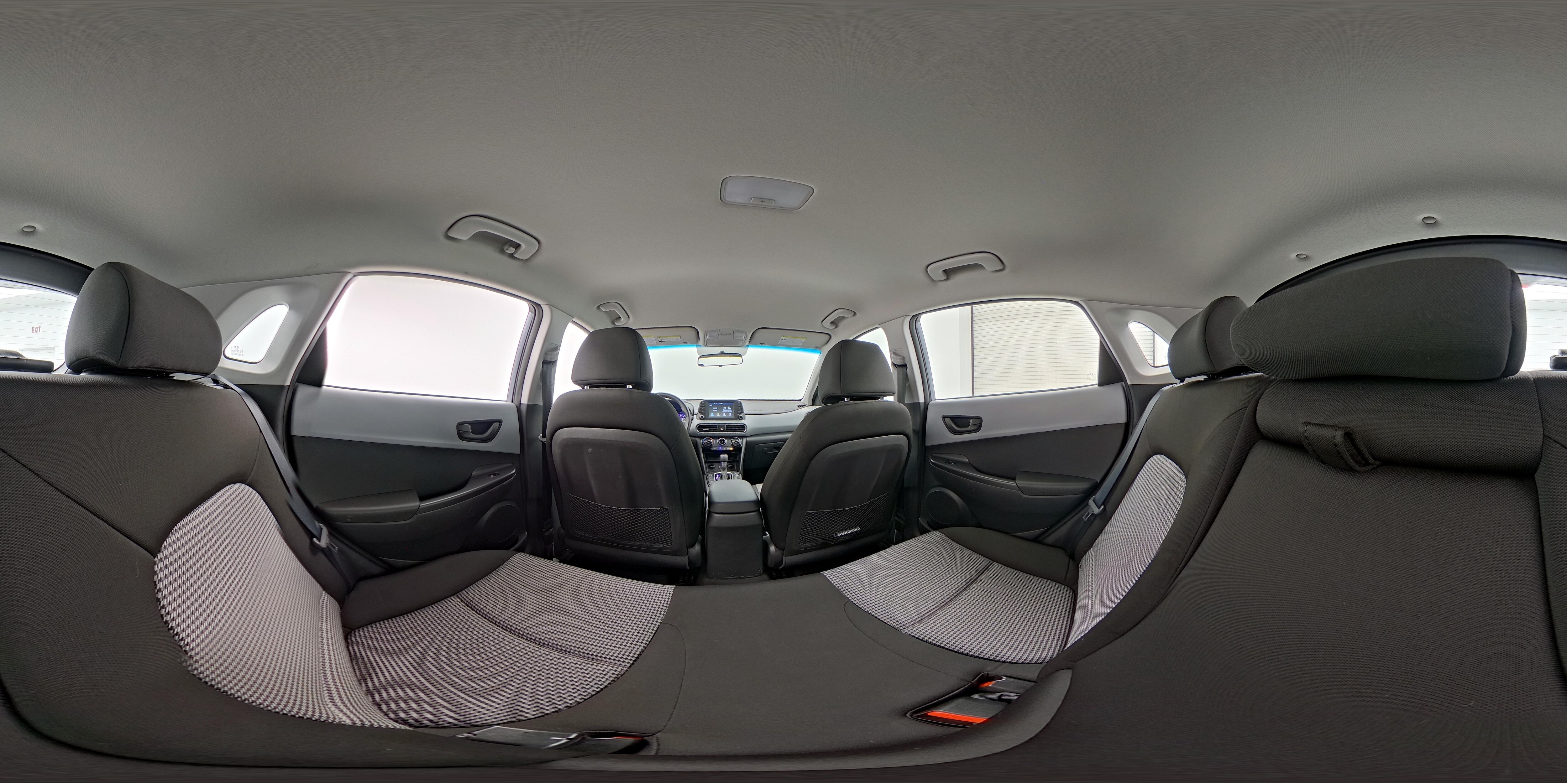 2018 Hyundai Kona SE - Photo 25