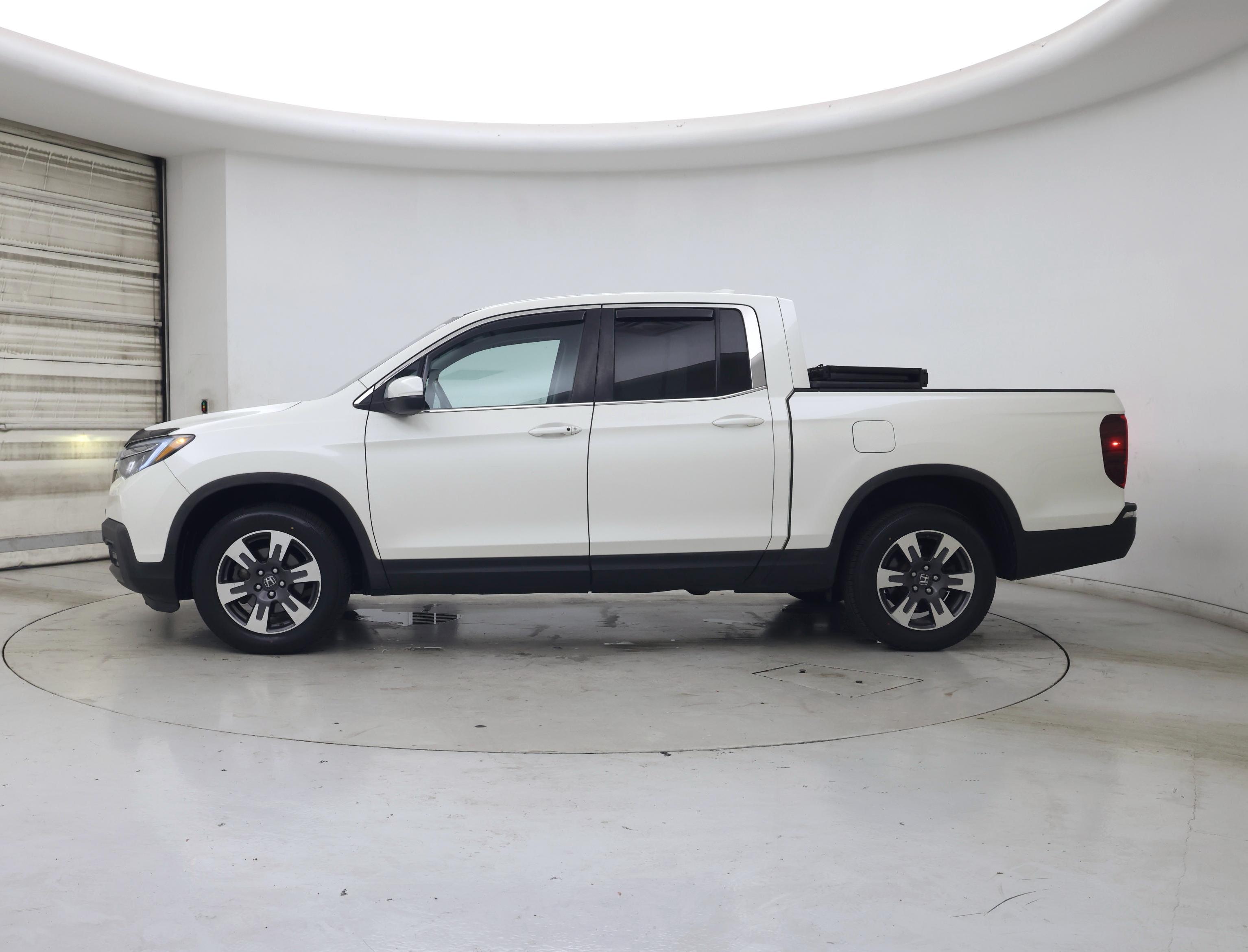Thumbnail: 2018 Honda Ridgeline - 3
