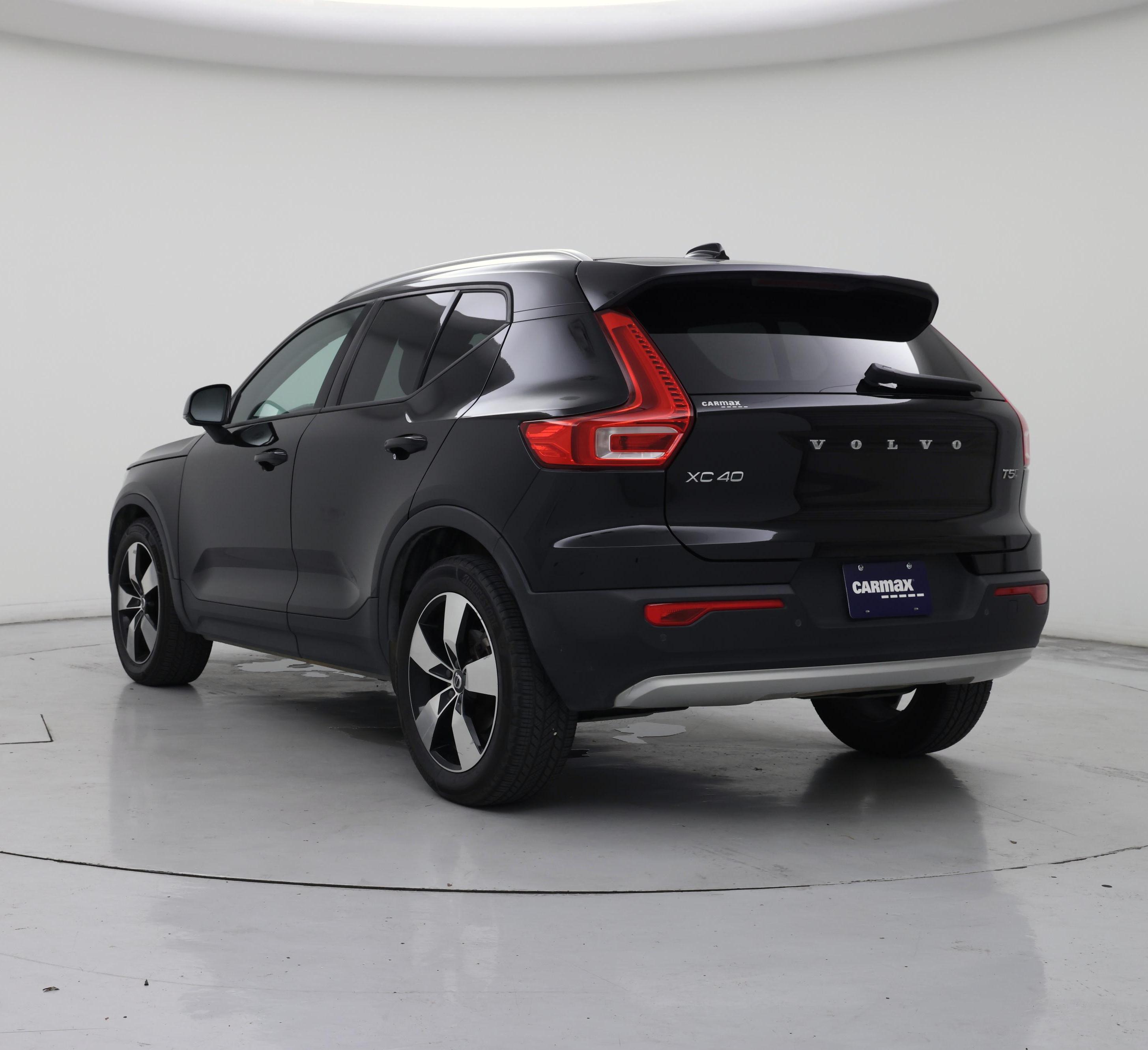 Thumbnail: 2020 Volvo XC40 - 2