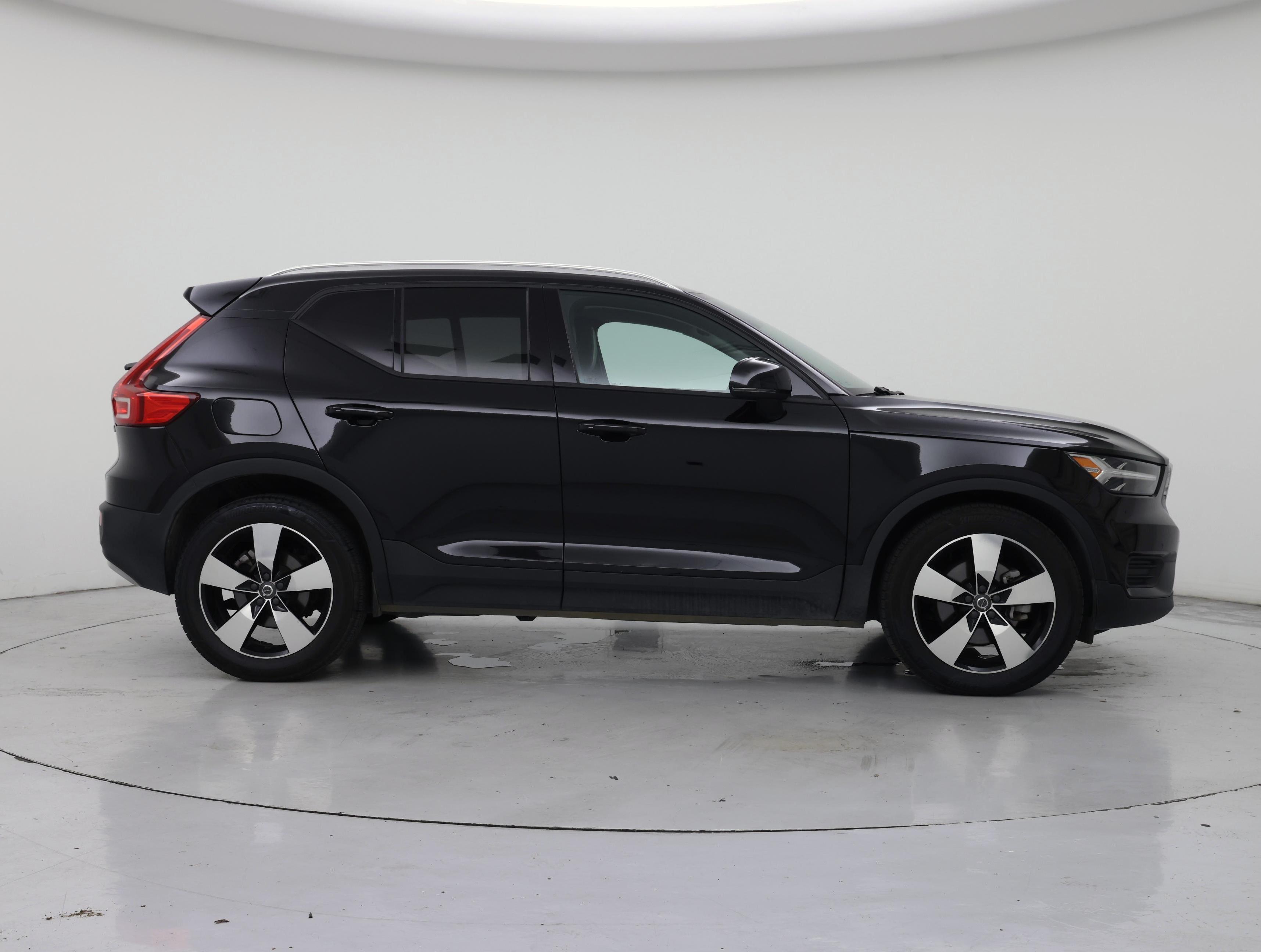 Thumbnail: 2020 Volvo XC40 - 7
