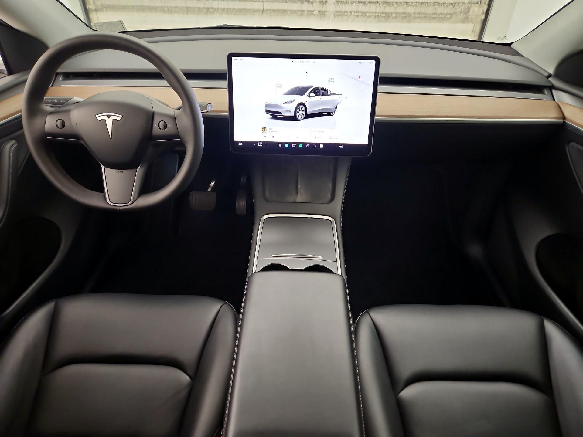 Thumbnail: 2023 Tesla Model Y - 9