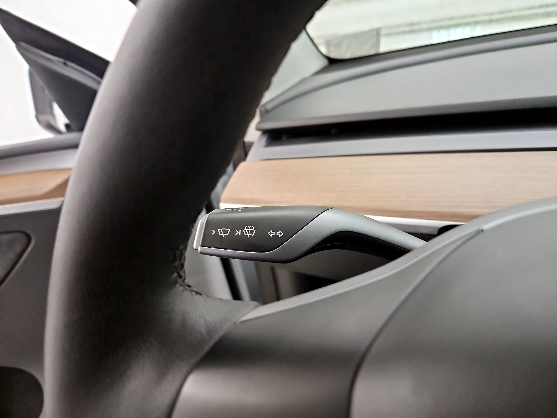 Thumbnail: 2023 Tesla Model Y - 13