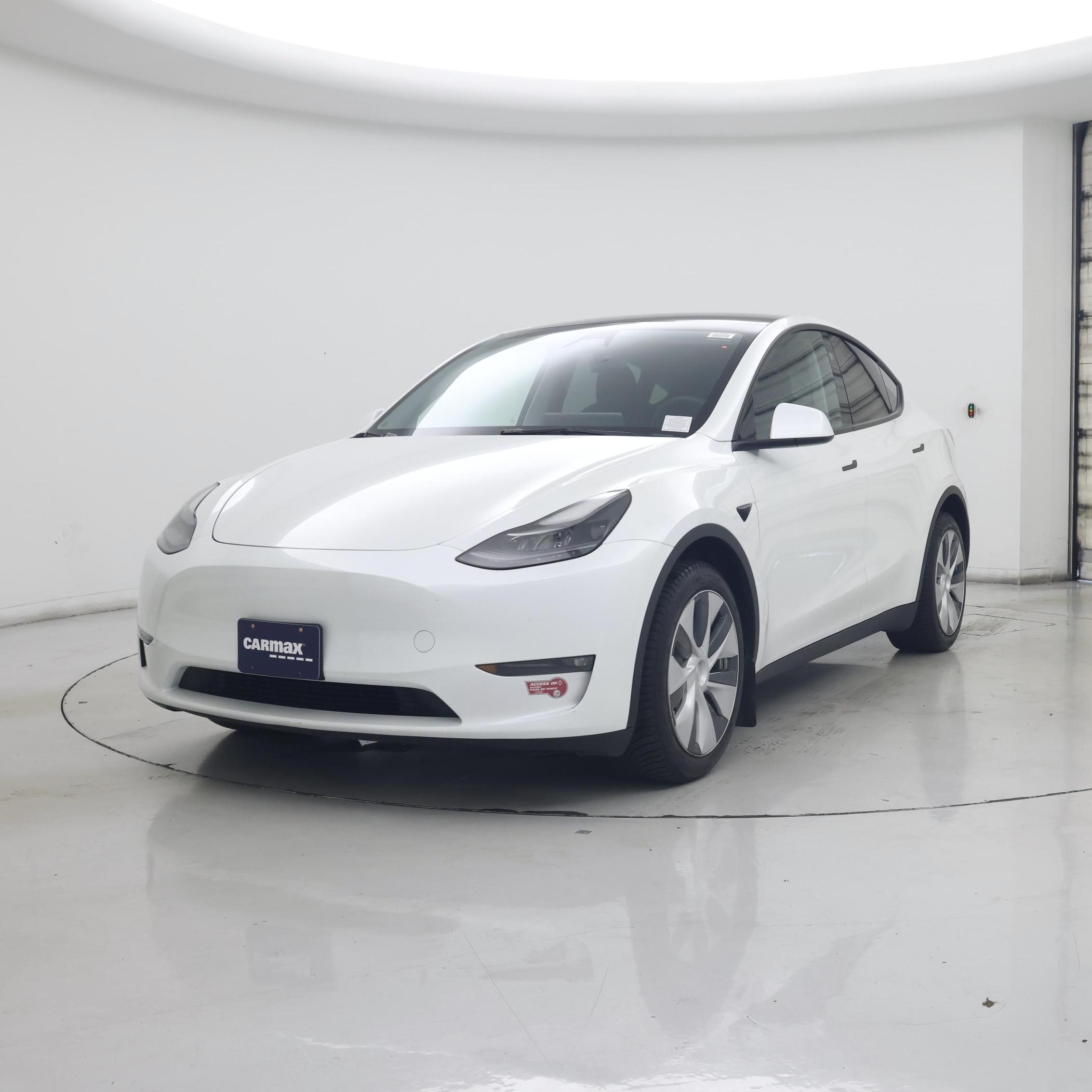 Thumbnail: 2023 Tesla Model Y - 4