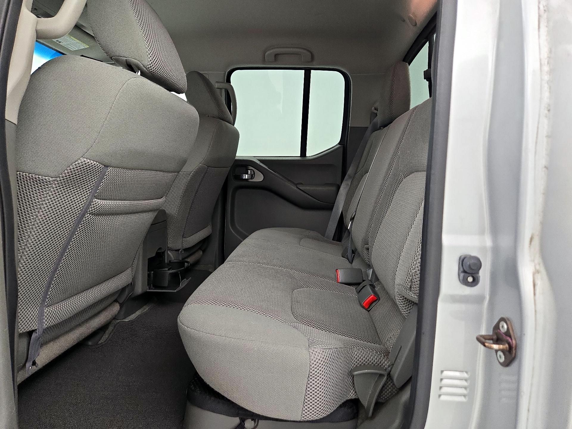 Thumbnail: 2016 Nissan Frontier - 18
