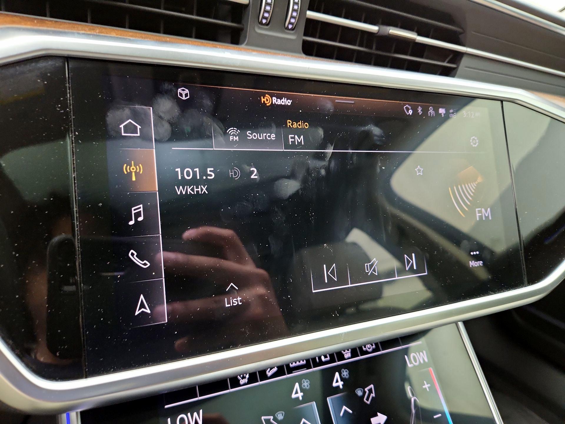 Thumbnail: 2021 Audi A6 - 15