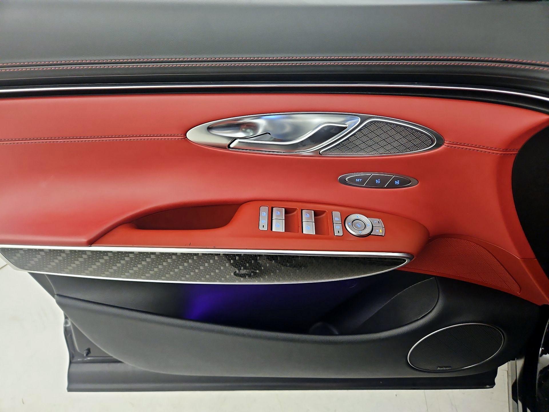 Thumbnail: 2023 Genesis GV70 - 12