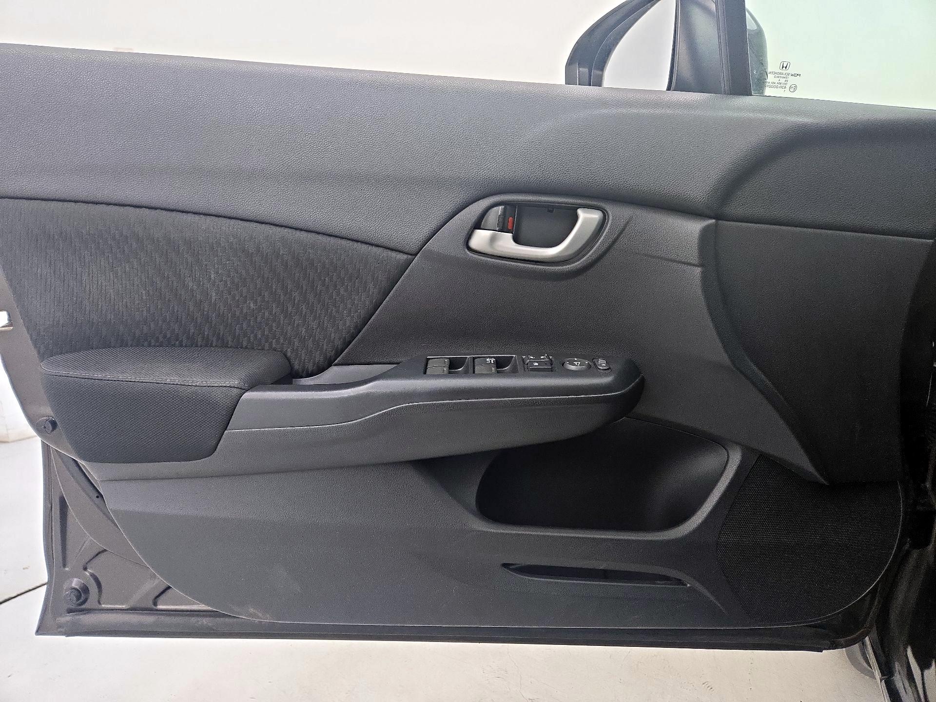 Thumbnail: 2014 Honda Civic - 12