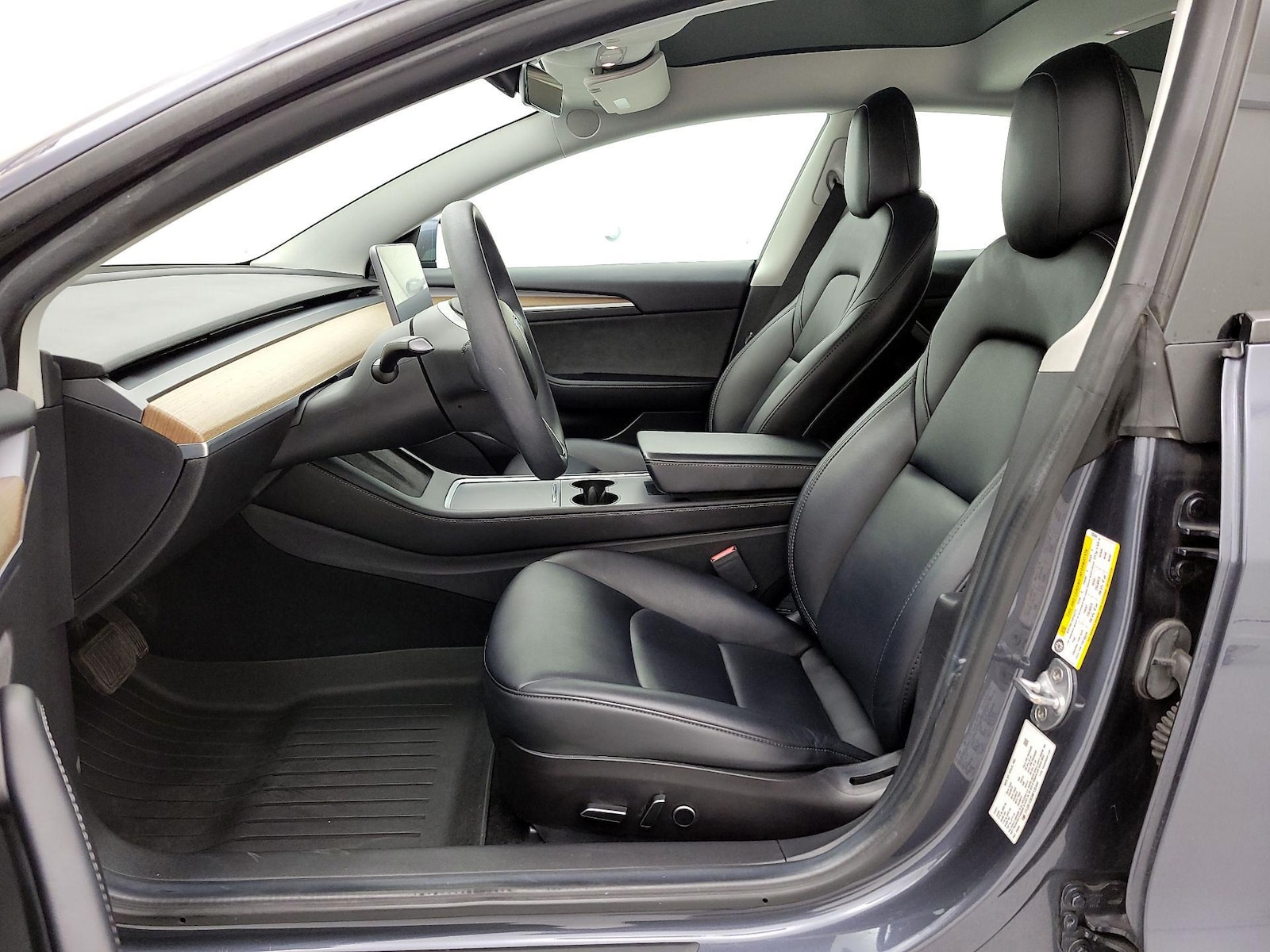 2022 Tesla Model 3 Long Range - Photo 12