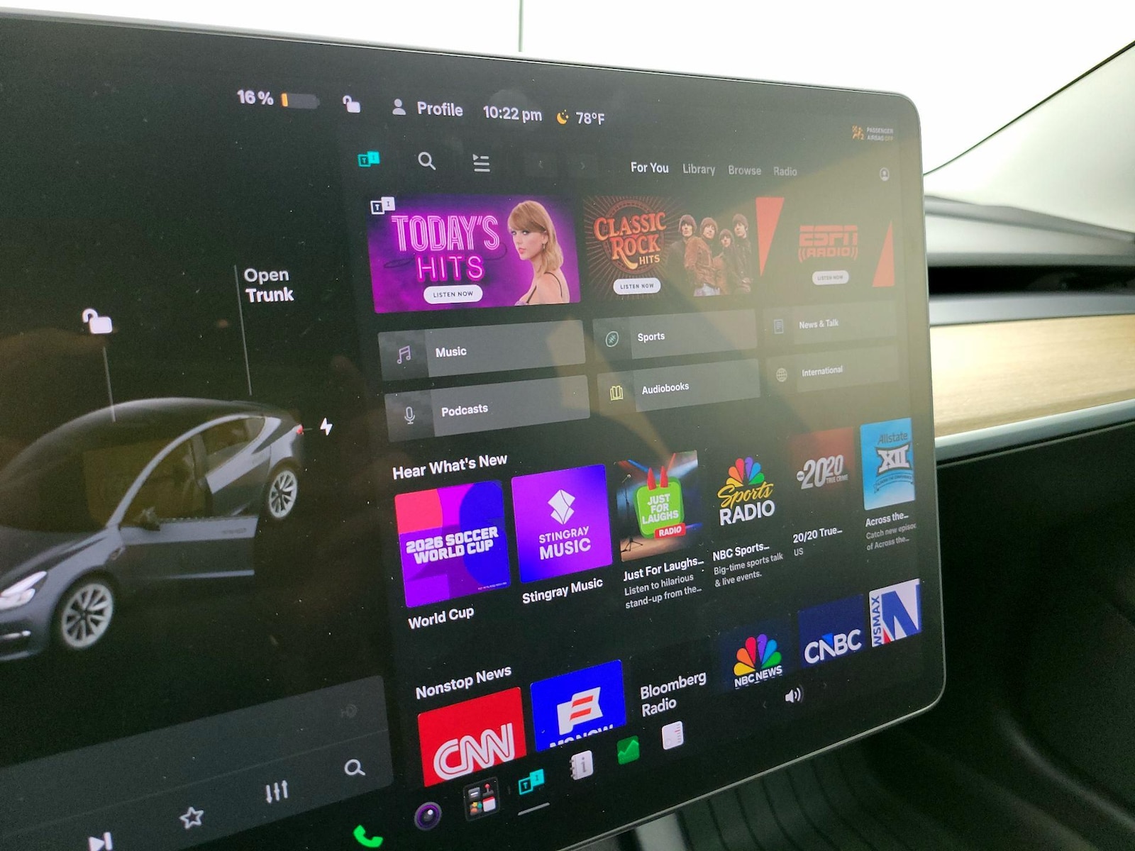 2022 Tesla Model 3 Long Range - Photo 16