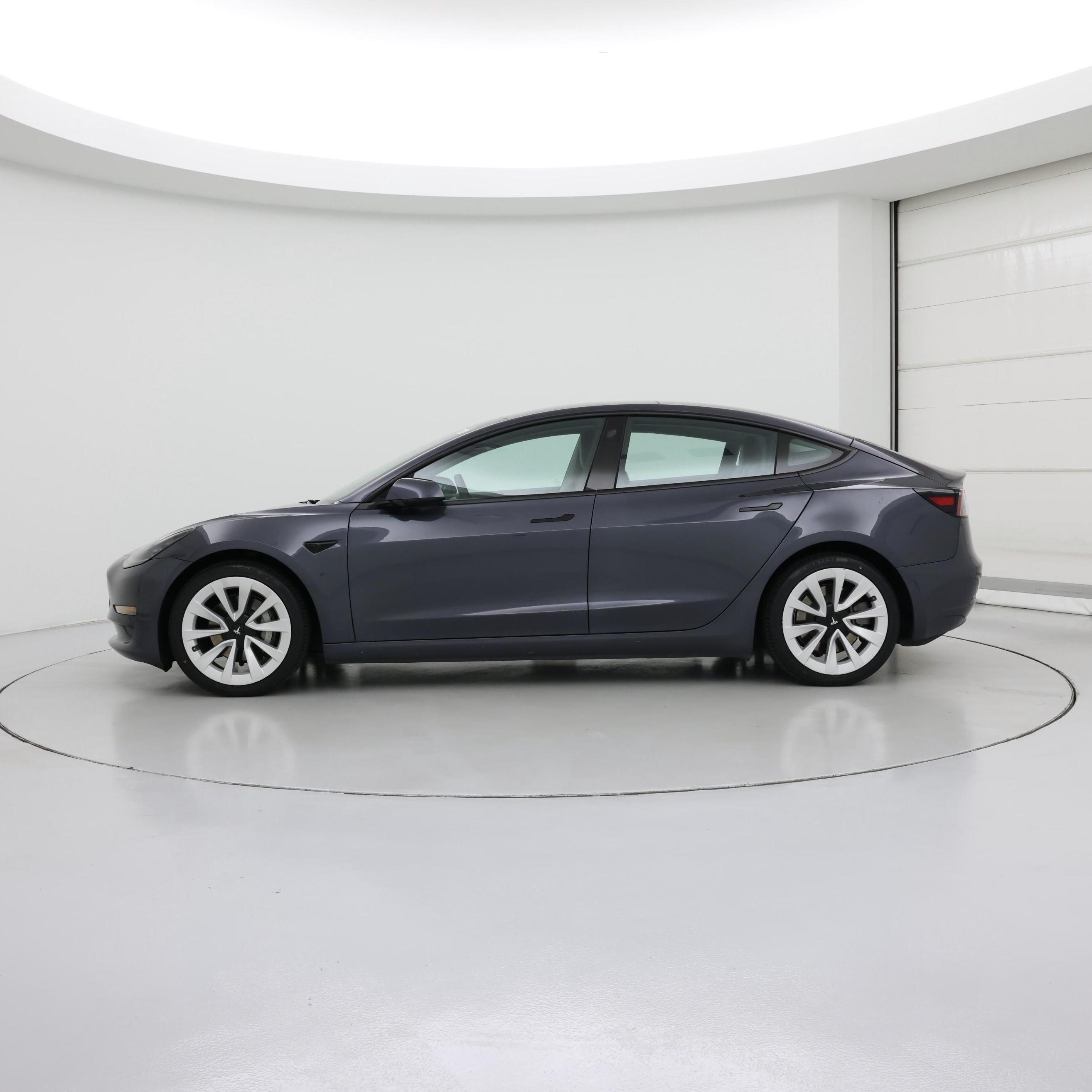 Thumbnail: 2022 Tesla Model 3 - 3