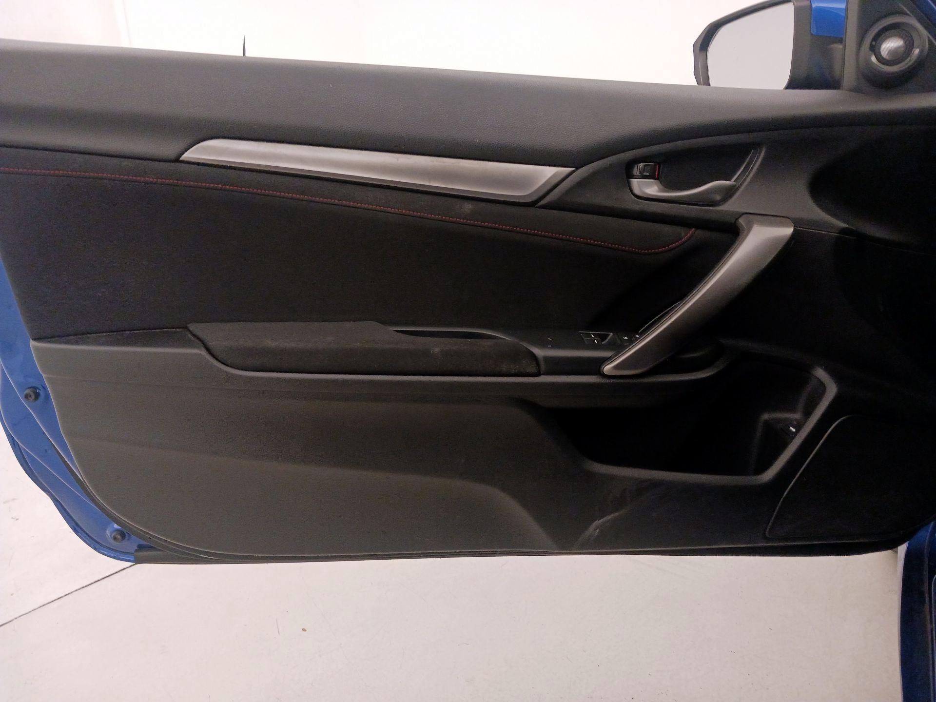 Thumbnail: 2020 Honda Civic - 12