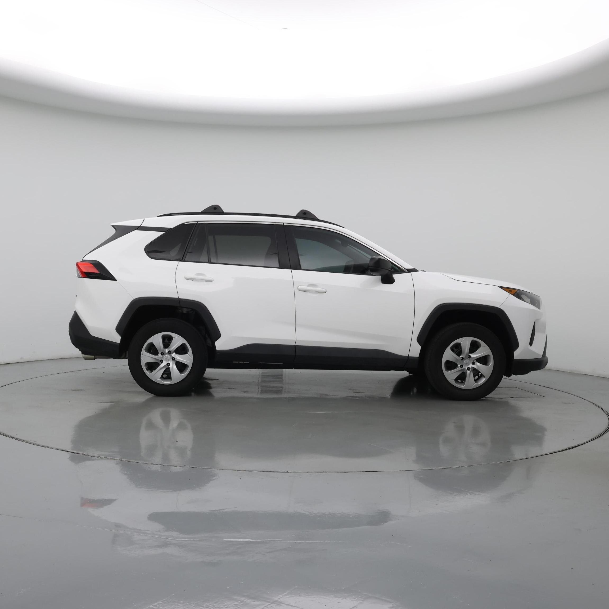Thumbnail: 2021 Toyota RAV4 - 7