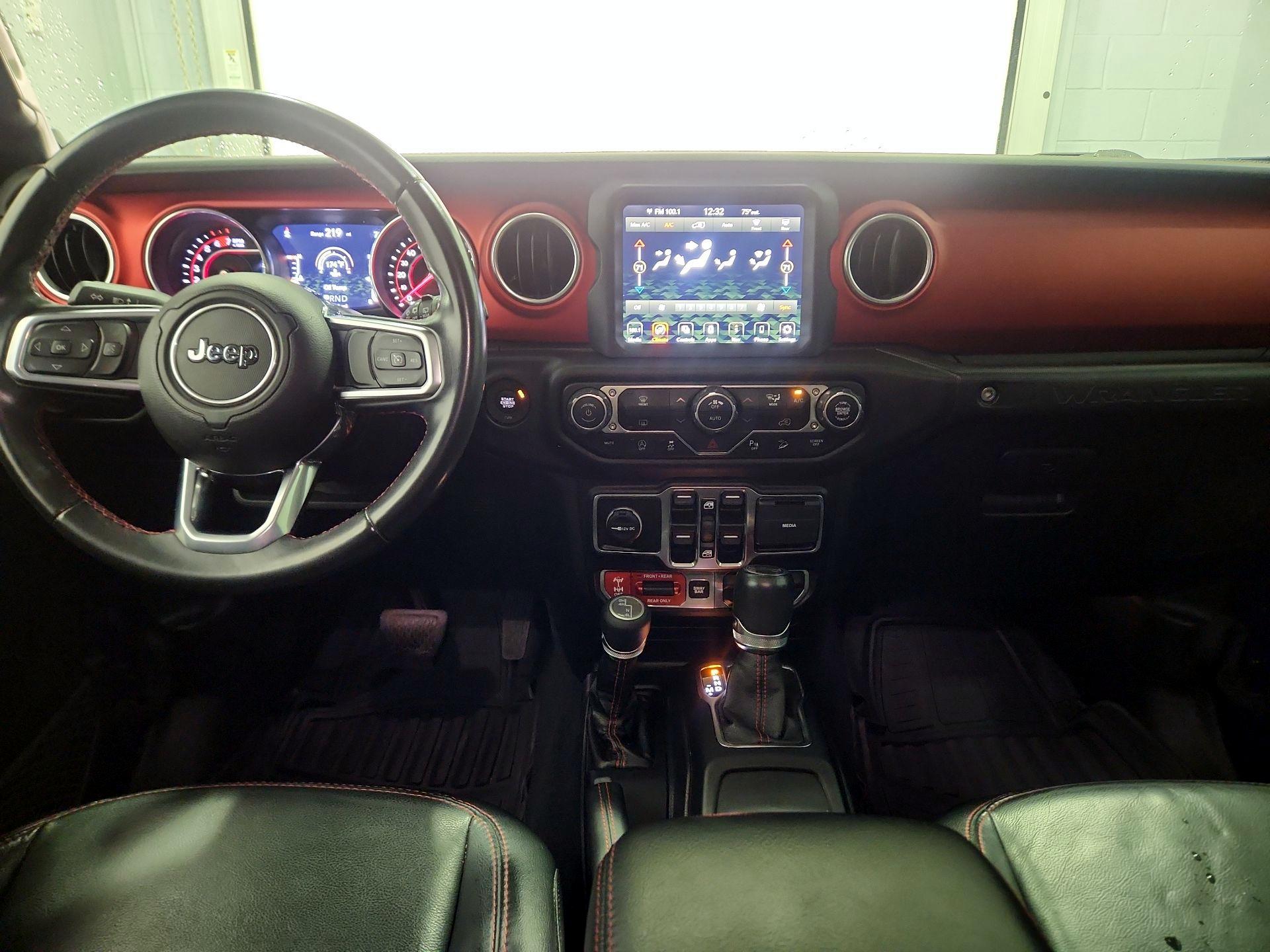 Thumbnail: 2019 Jeep Wrangler - 9
