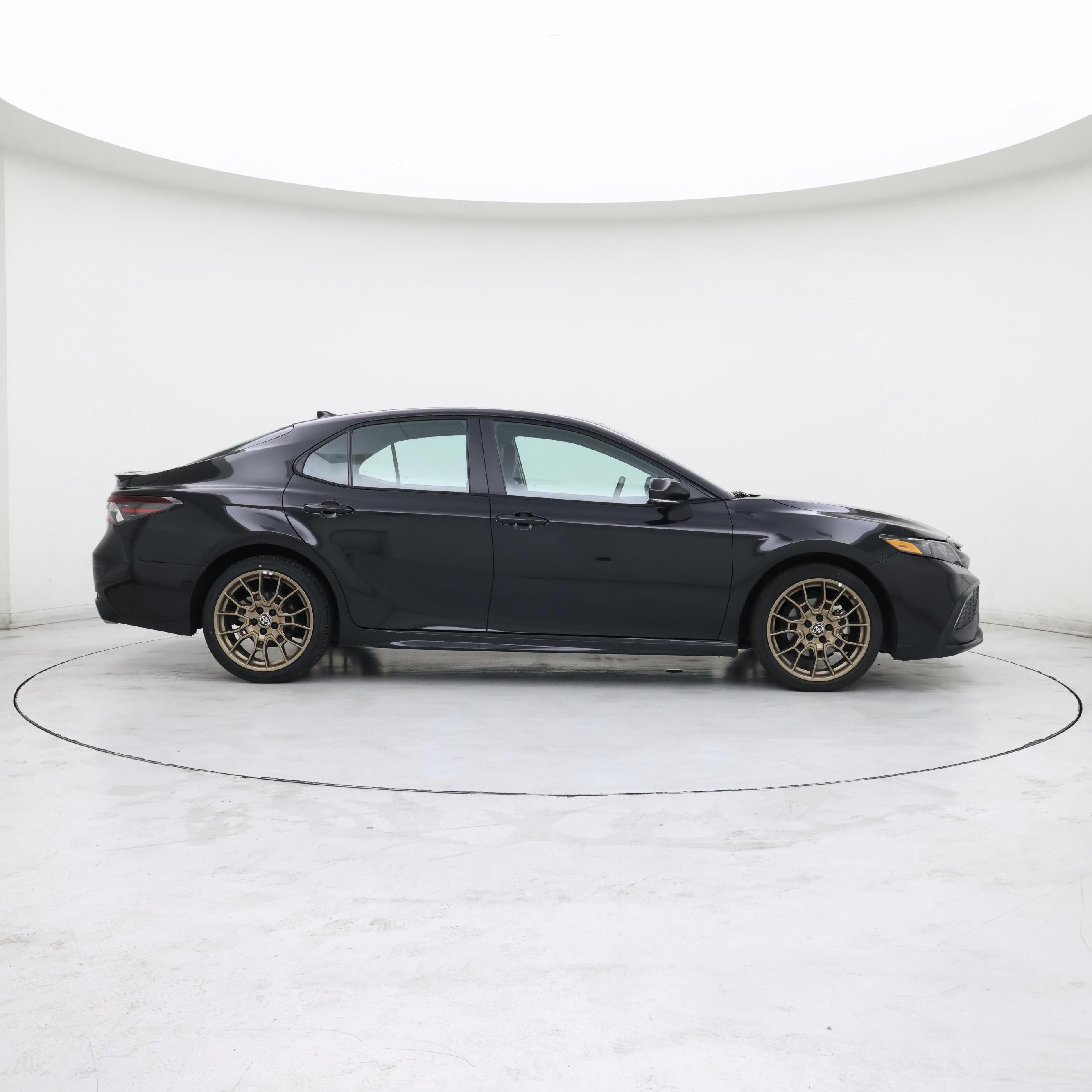Thumbnail: 2024 Toyota Camry - 7