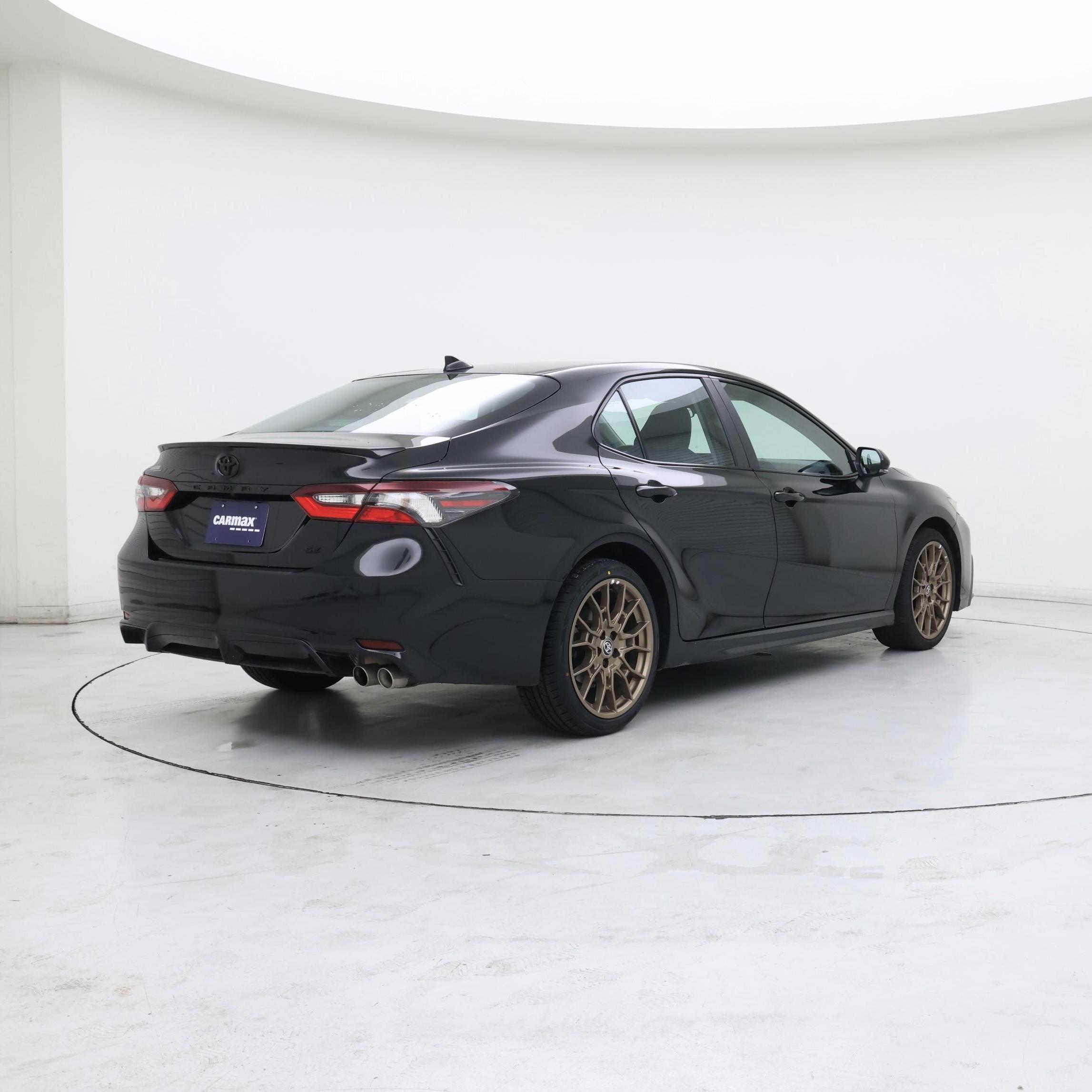 Thumbnail: 2024 Toyota Camry - 8