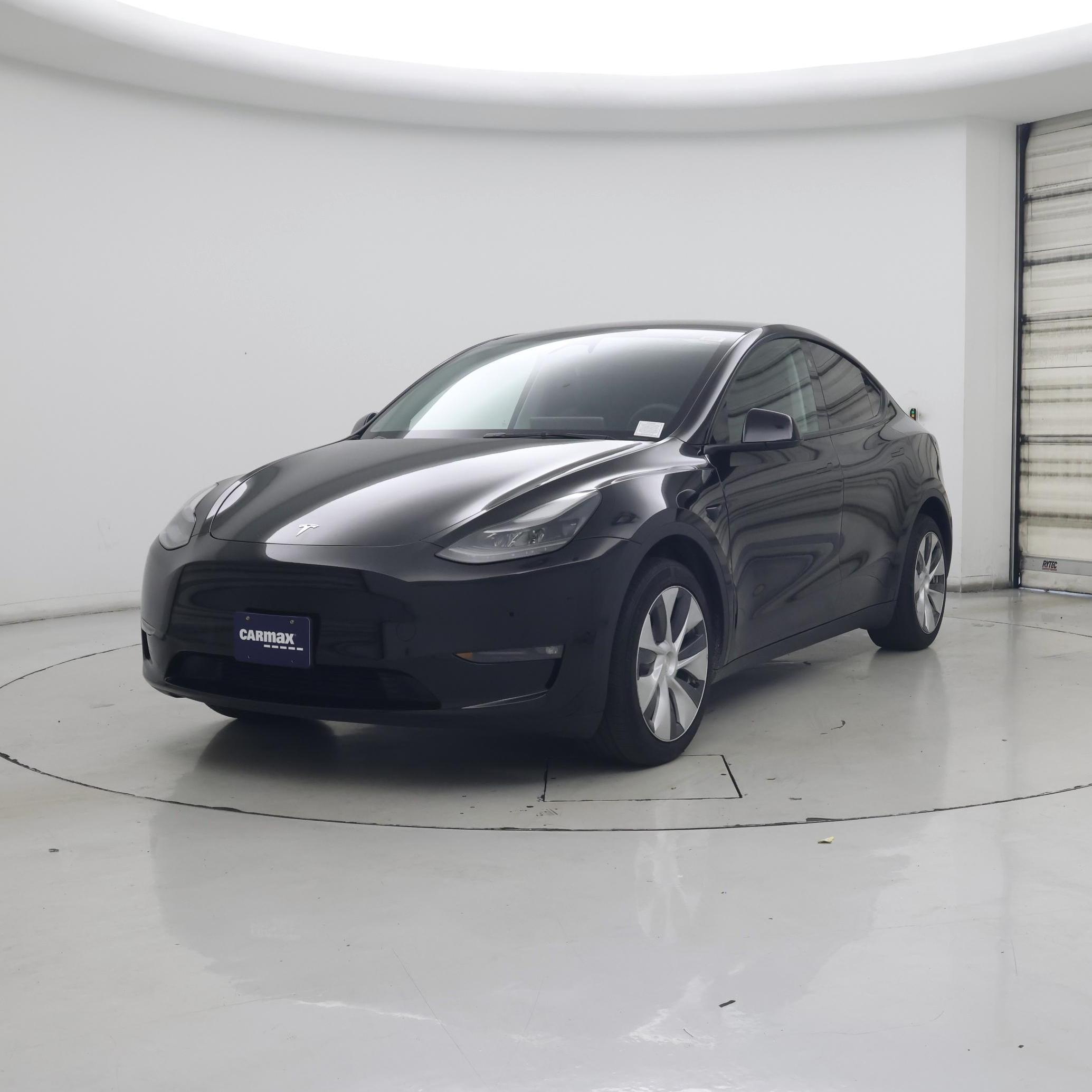Thumbnail: 2024 Tesla Model Y - 4