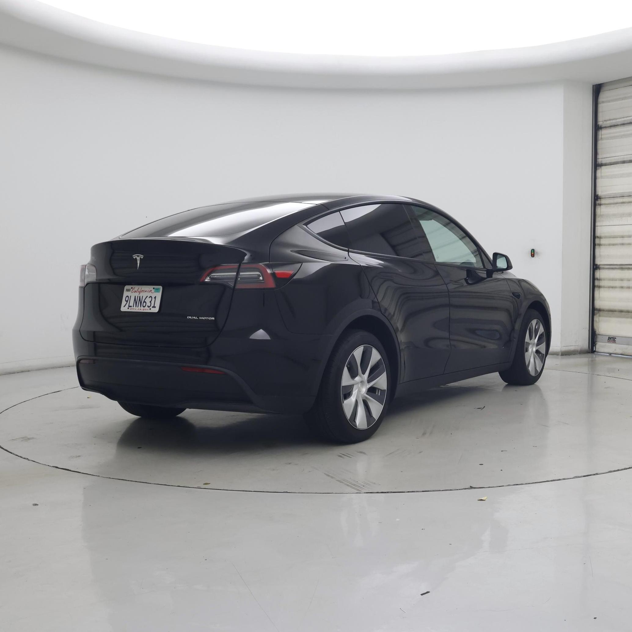 Thumbnail: 2024 Tesla Model Y - 8