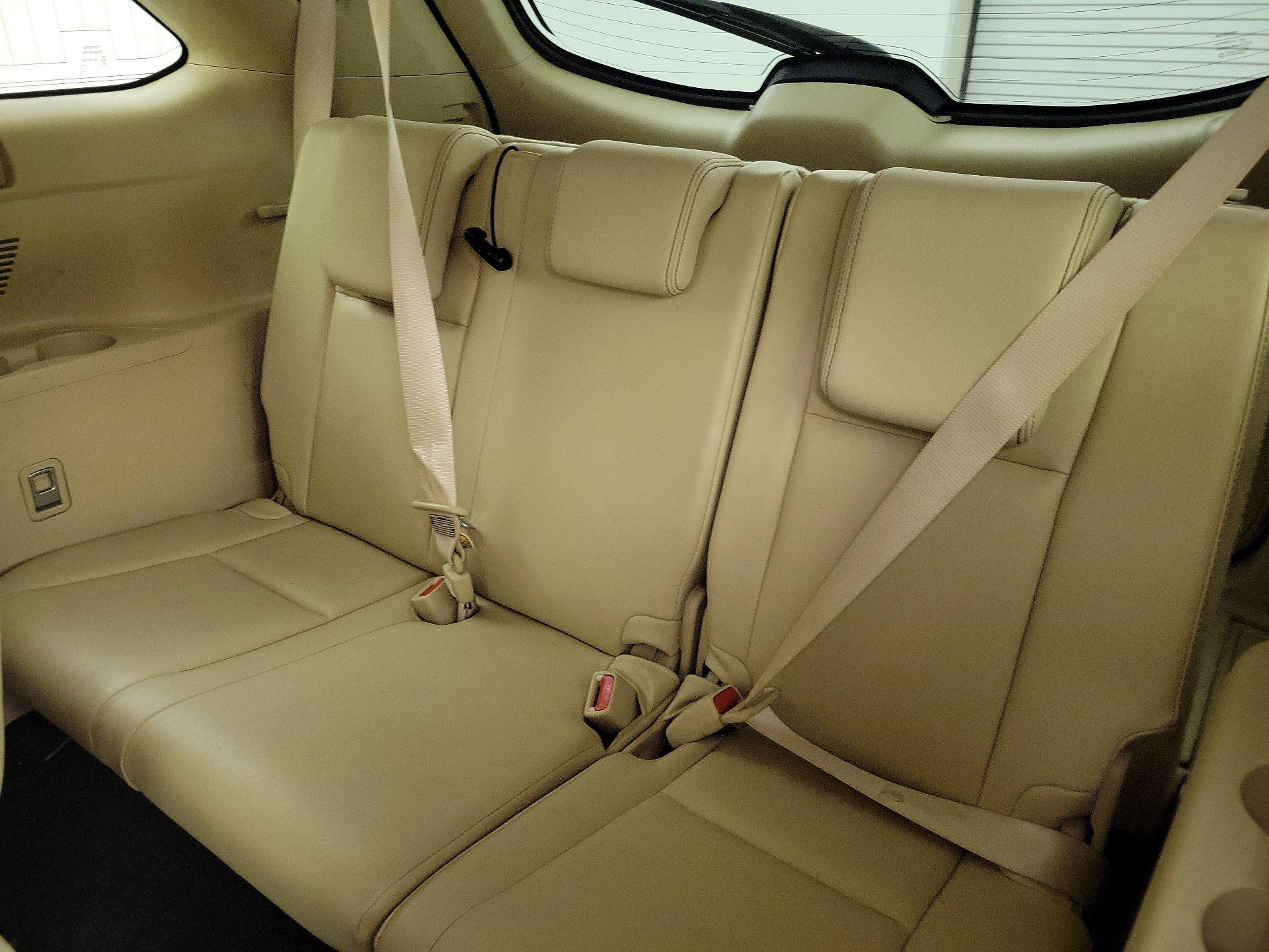 Thumbnail: 2014 Toyota Highlander - 20