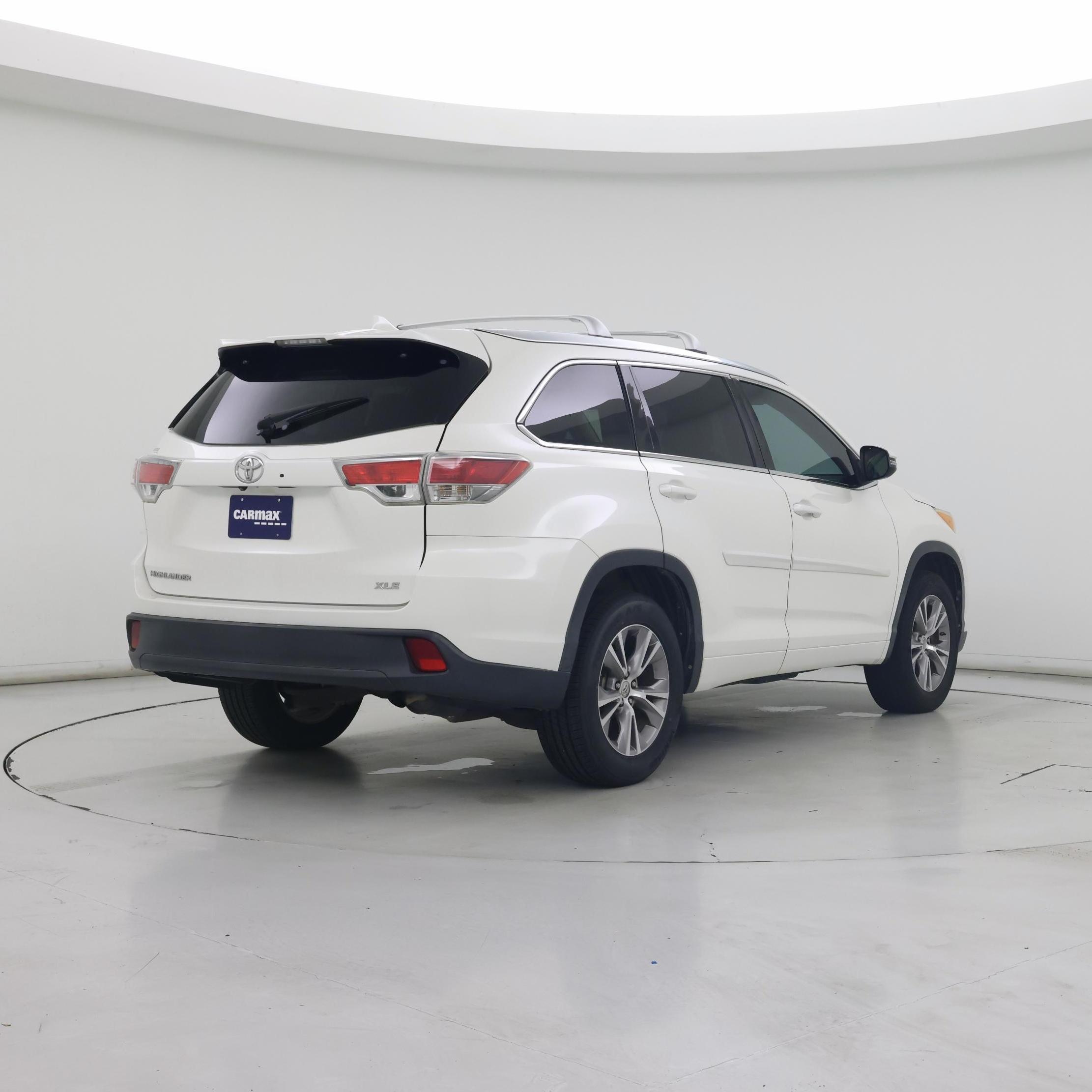 Thumbnail: 2014 Toyota Highlander - 8