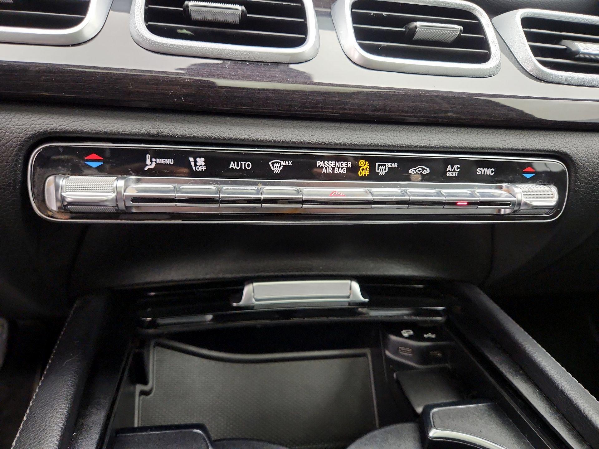 Thumbnail: 2020 Mercedes-Benz GLE - 17