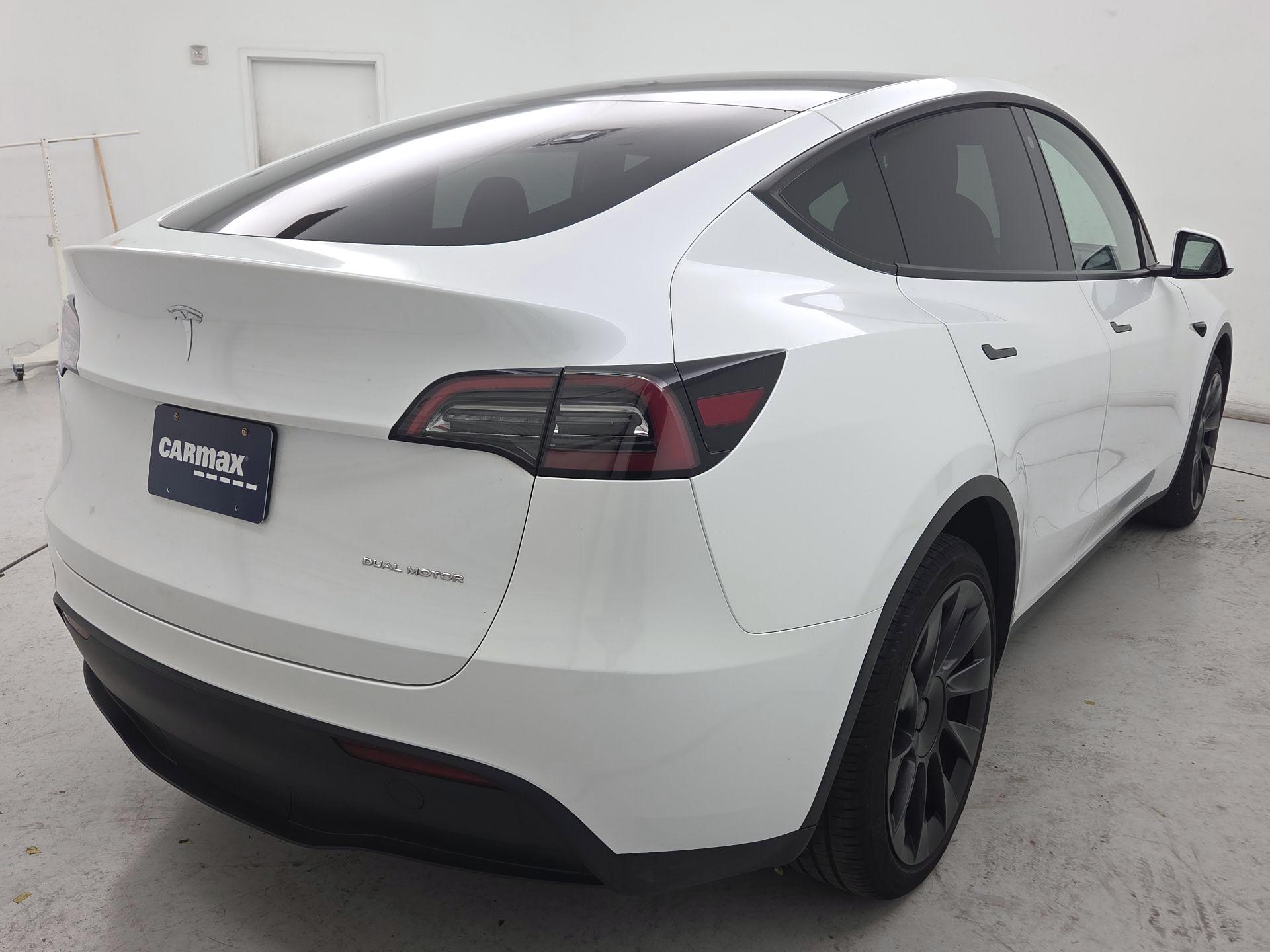 Thumbnail: 2023 Tesla Model Y - 5