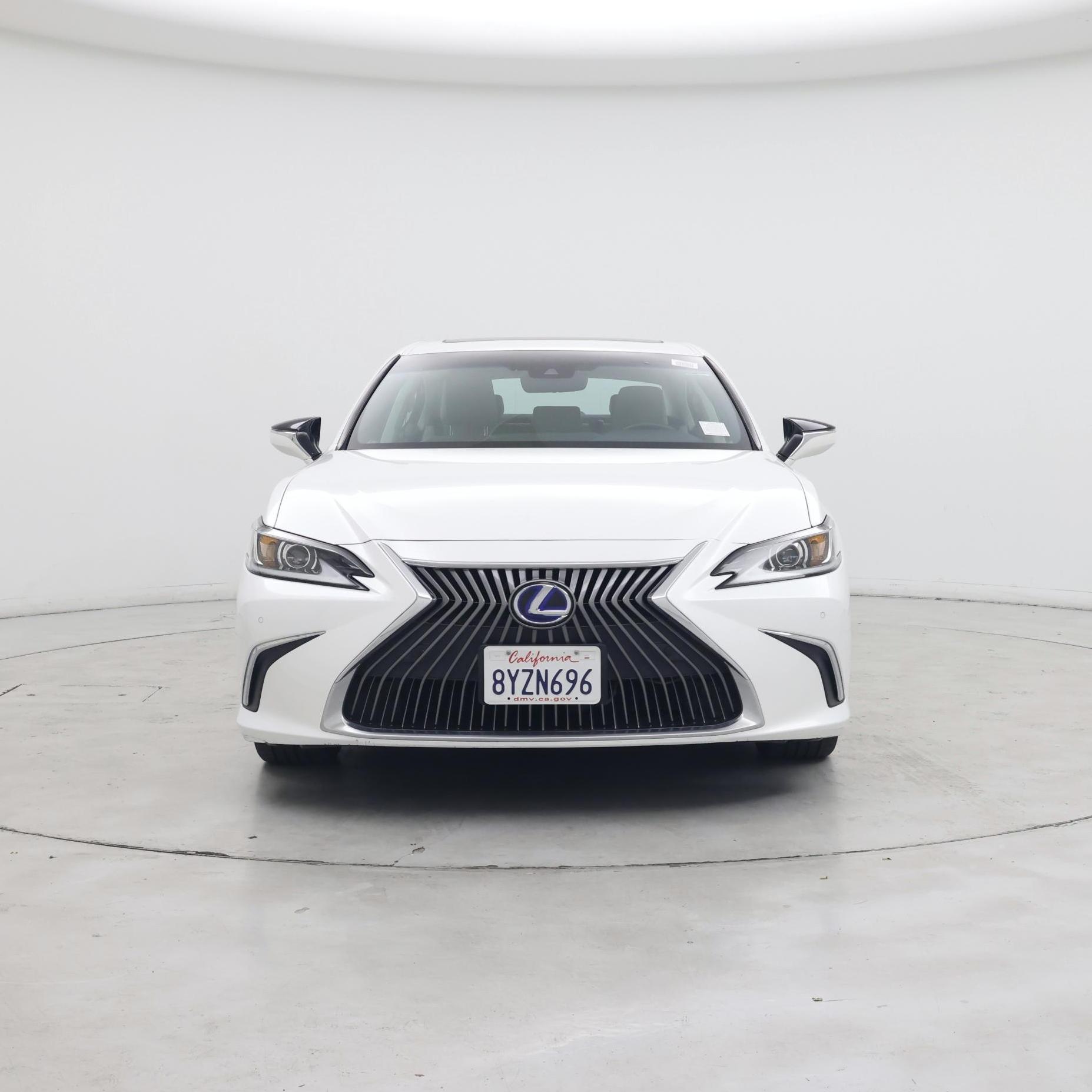 Thumbnail: 2021 Lexus ES - 5