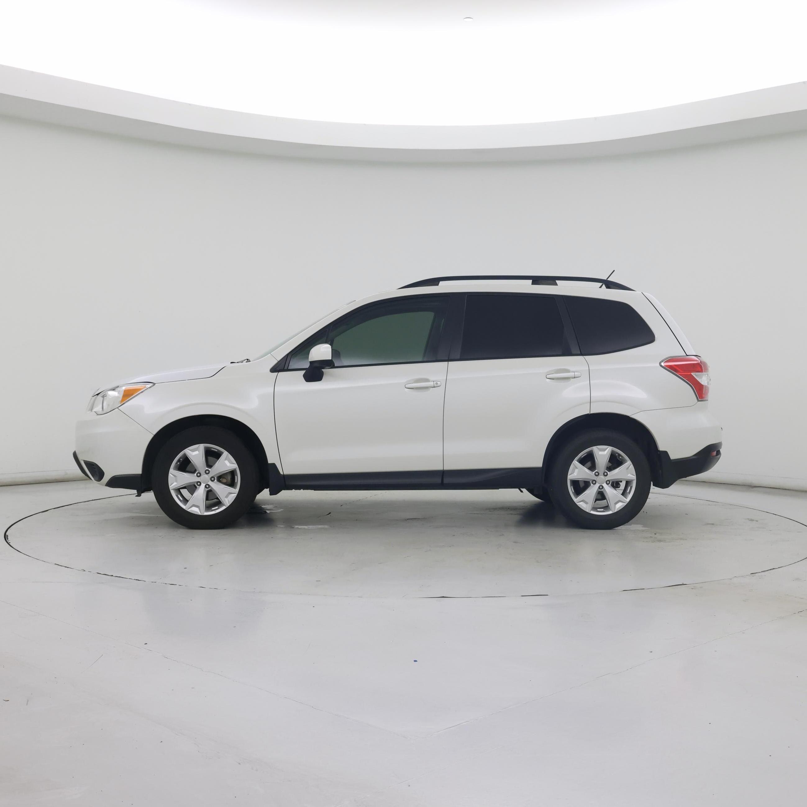 Thumbnail: 2015 Subaru Forester - 3