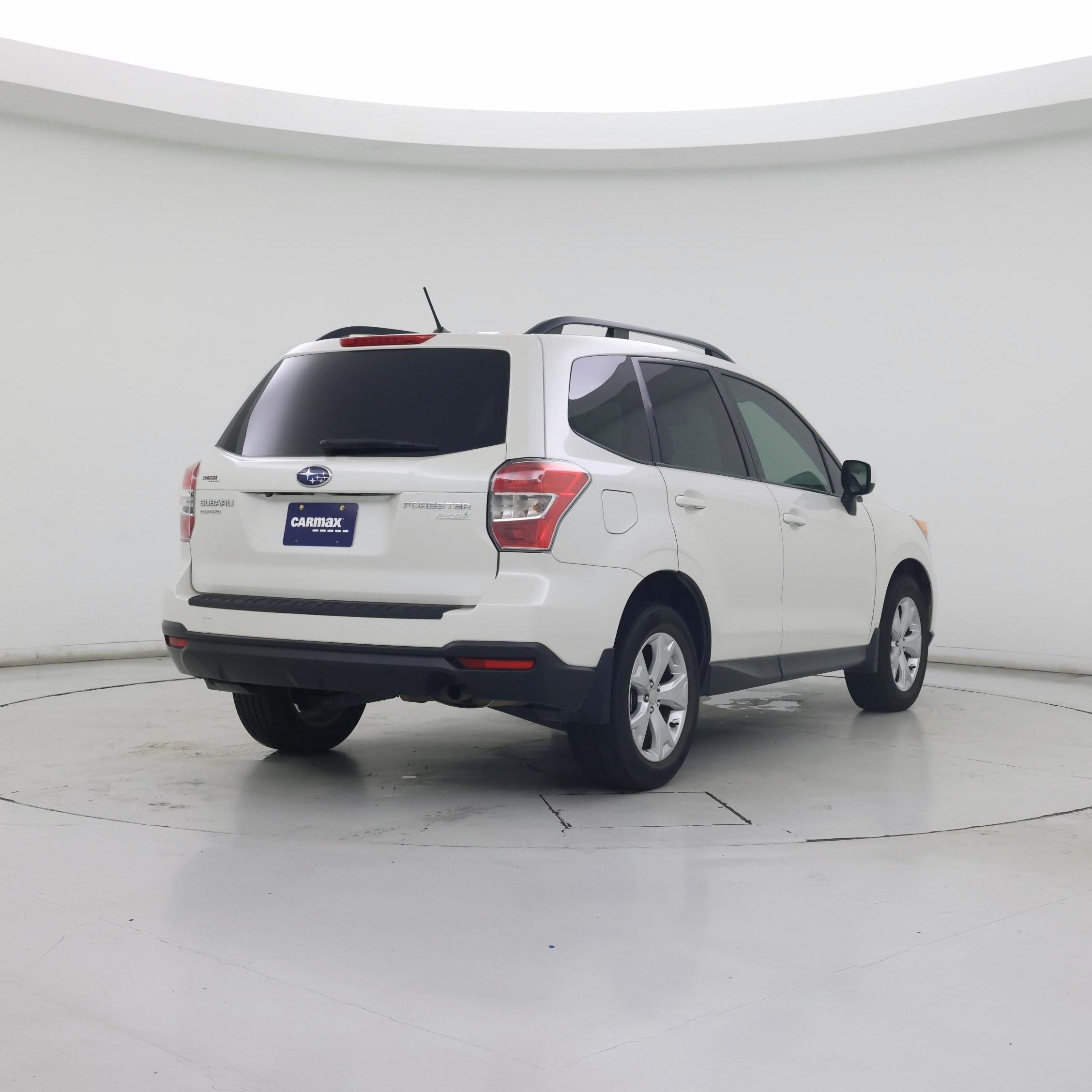 Thumbnail: 2015 Subaru Forester - 8