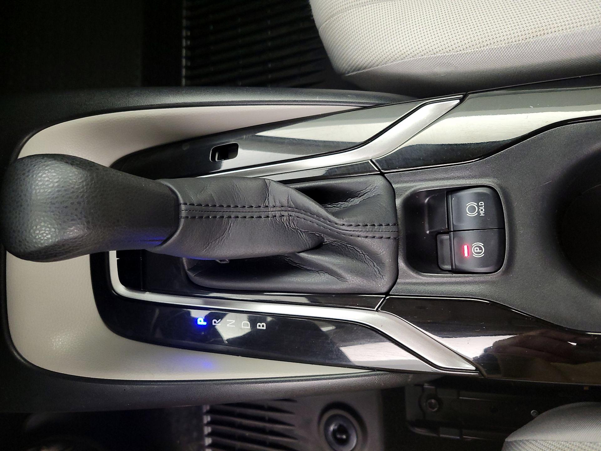 Thumbnail: 2021 Toyota Corolla - 17