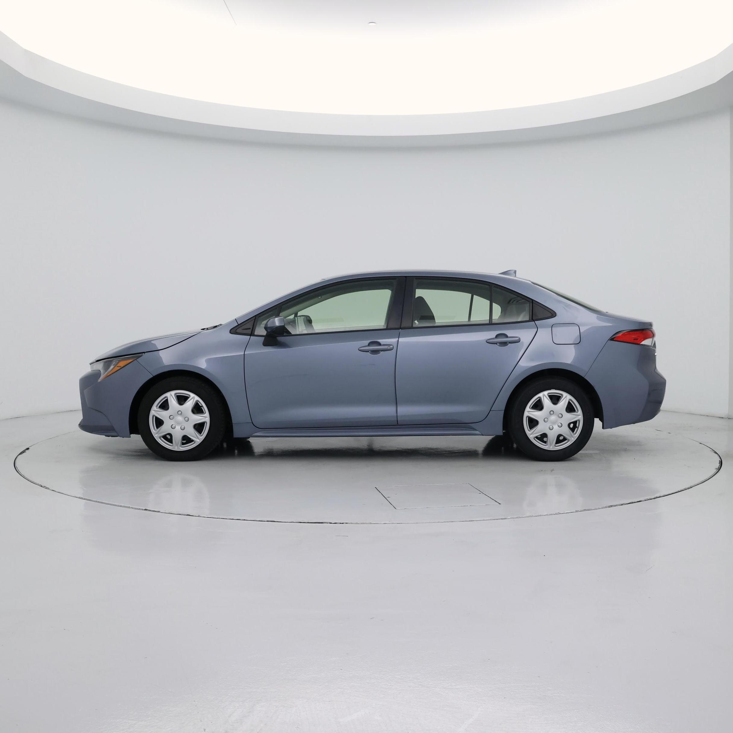 Thumbnail: 2021 Toyota Corolla - 3