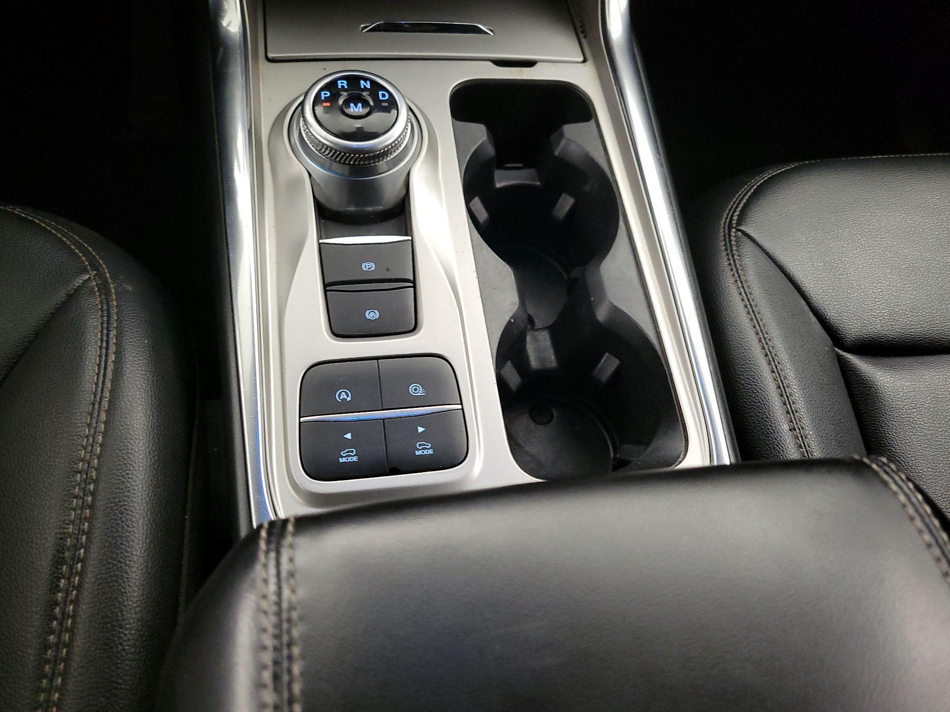 Thumbnail: 2020 Ford Explorer - 18