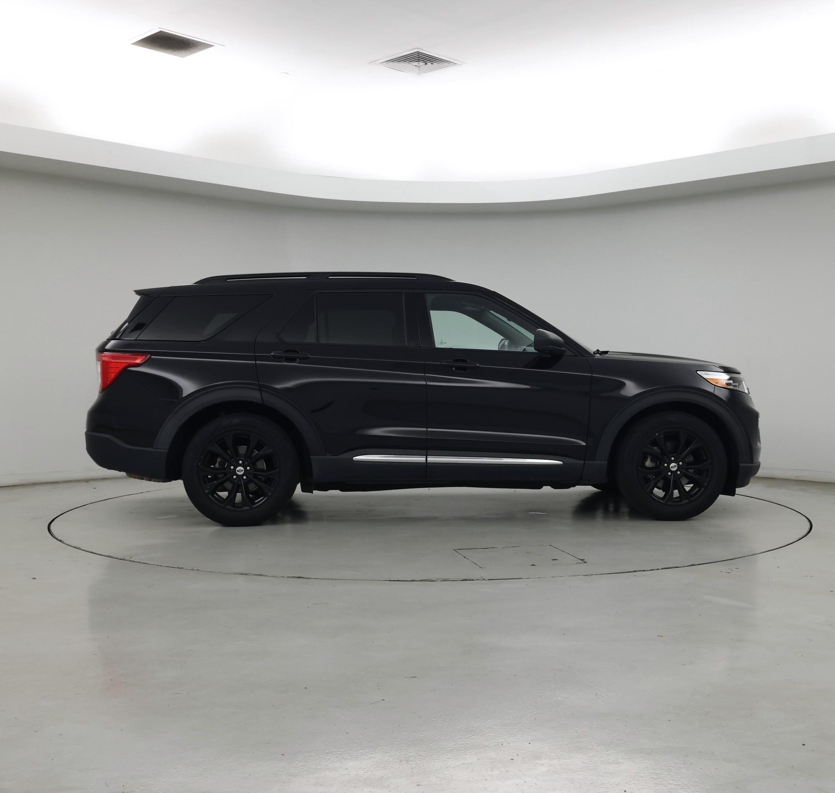 Thumbnail: 2020 Ford Explorer - 7