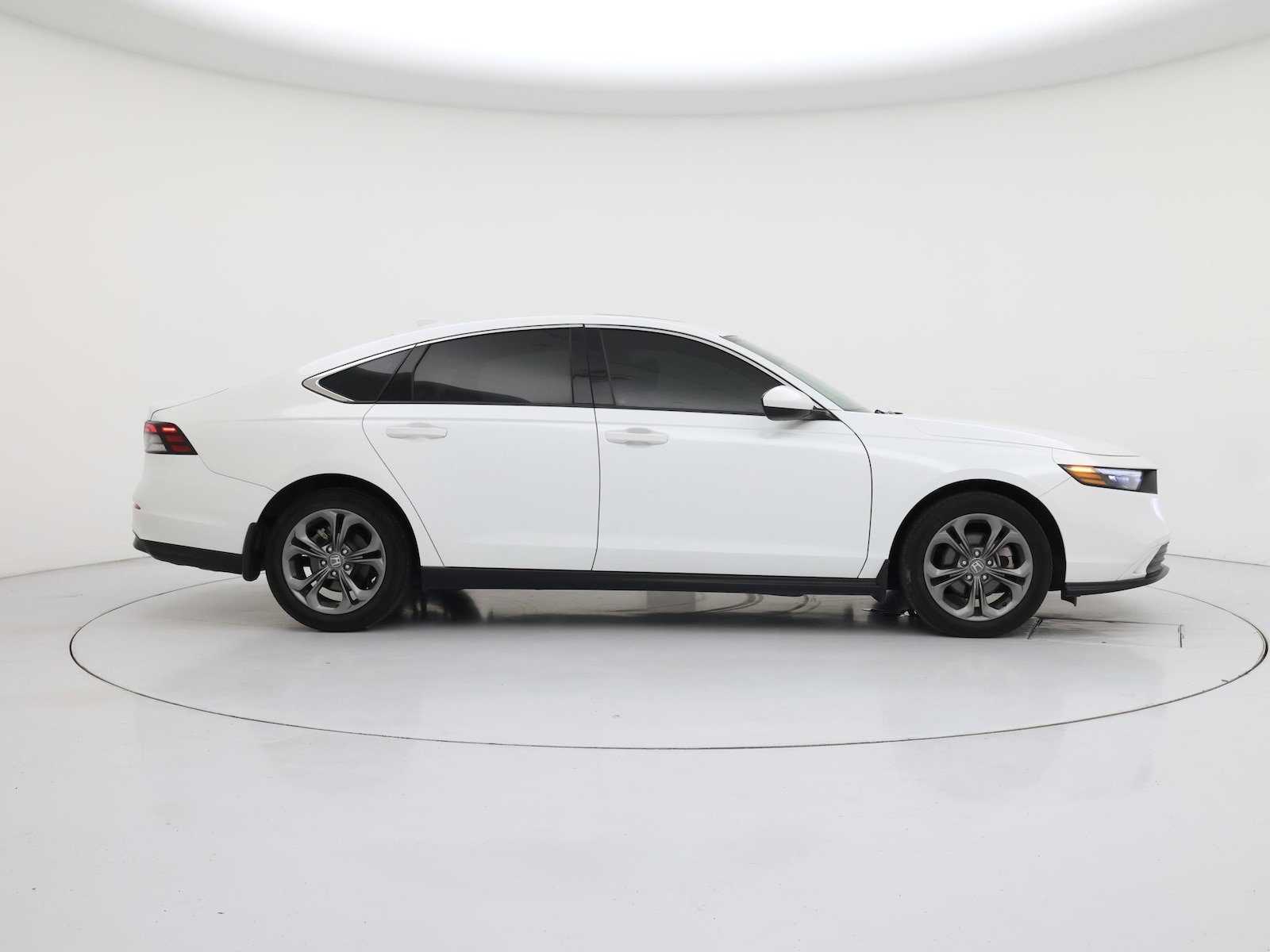 2023 Honda Accord EX - Photo 8
