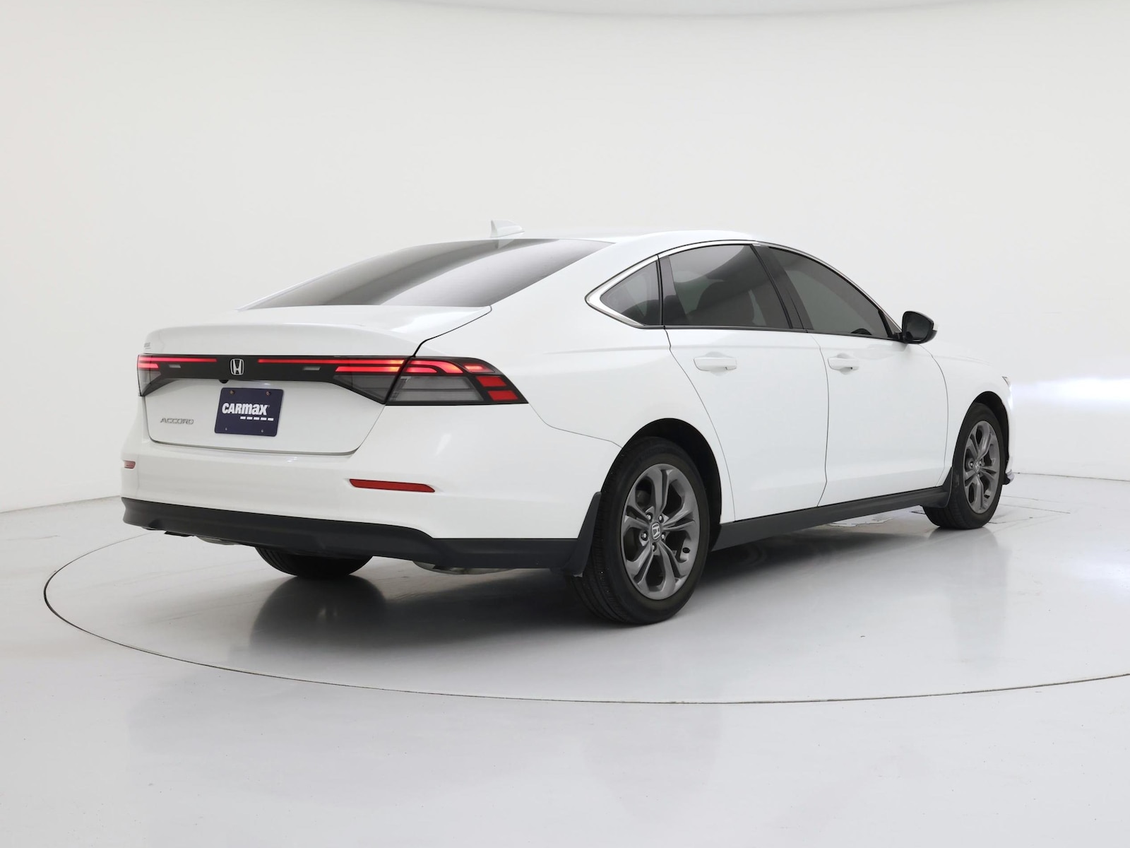 2023 Honda Accord EX - Photo 9