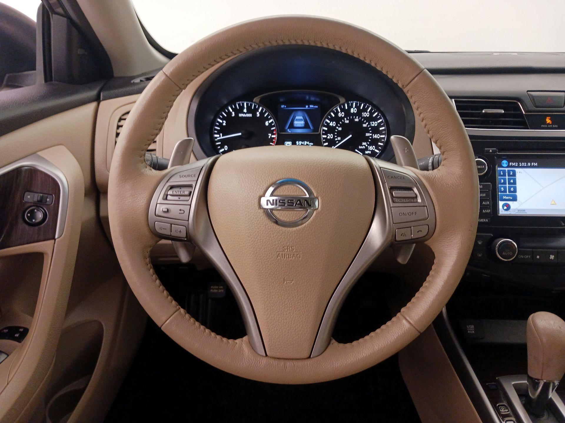 Thumbnail: 2015 Nissan Altima - 10