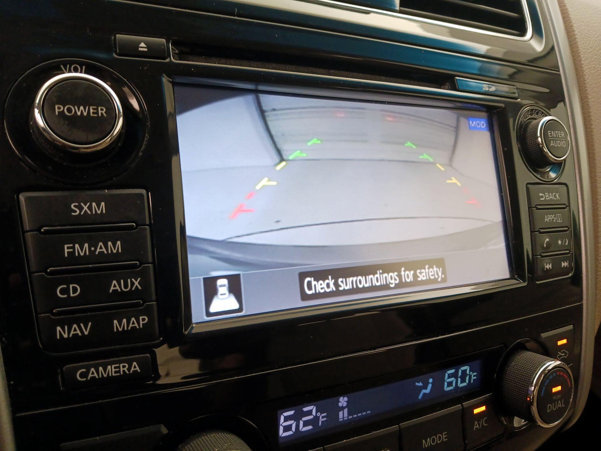 Thumbnail: 2015 Nissan Altima - 15