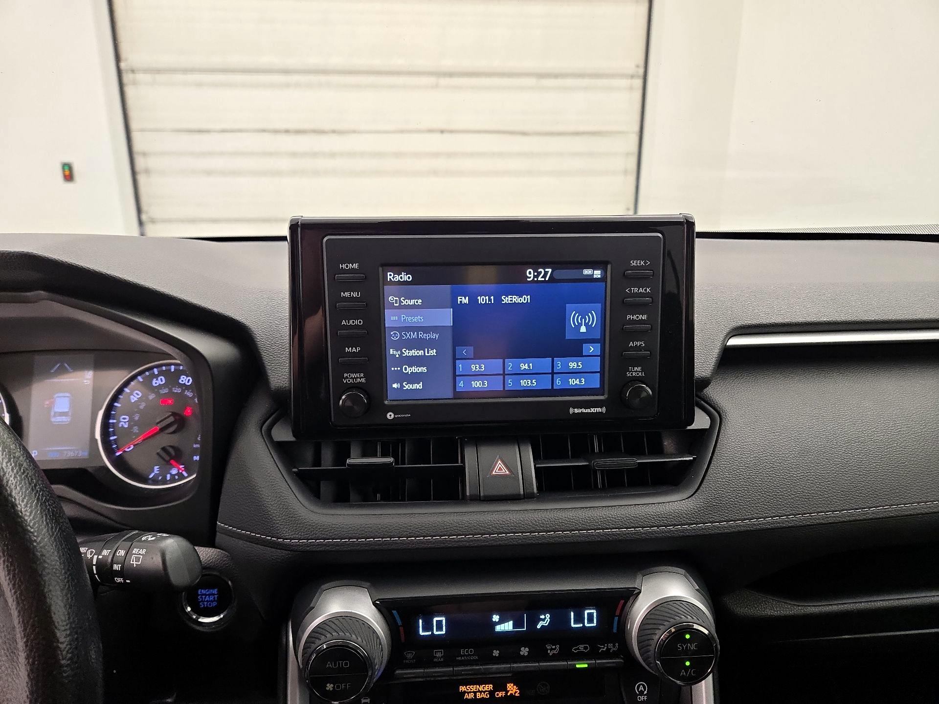 Thumbnail: 2021 Toyota RAV4 - 15