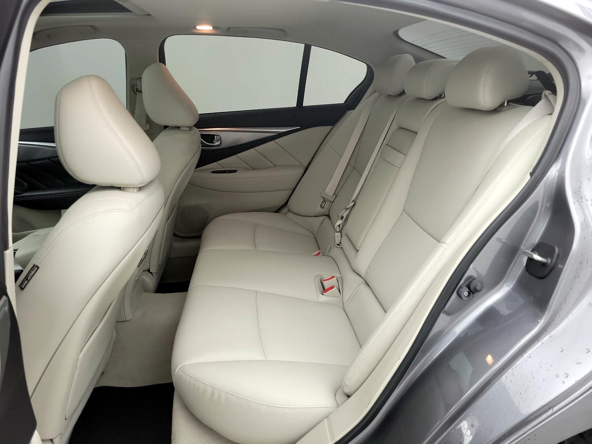 Thumbnail: 2015 INFINITI Q50 - 20