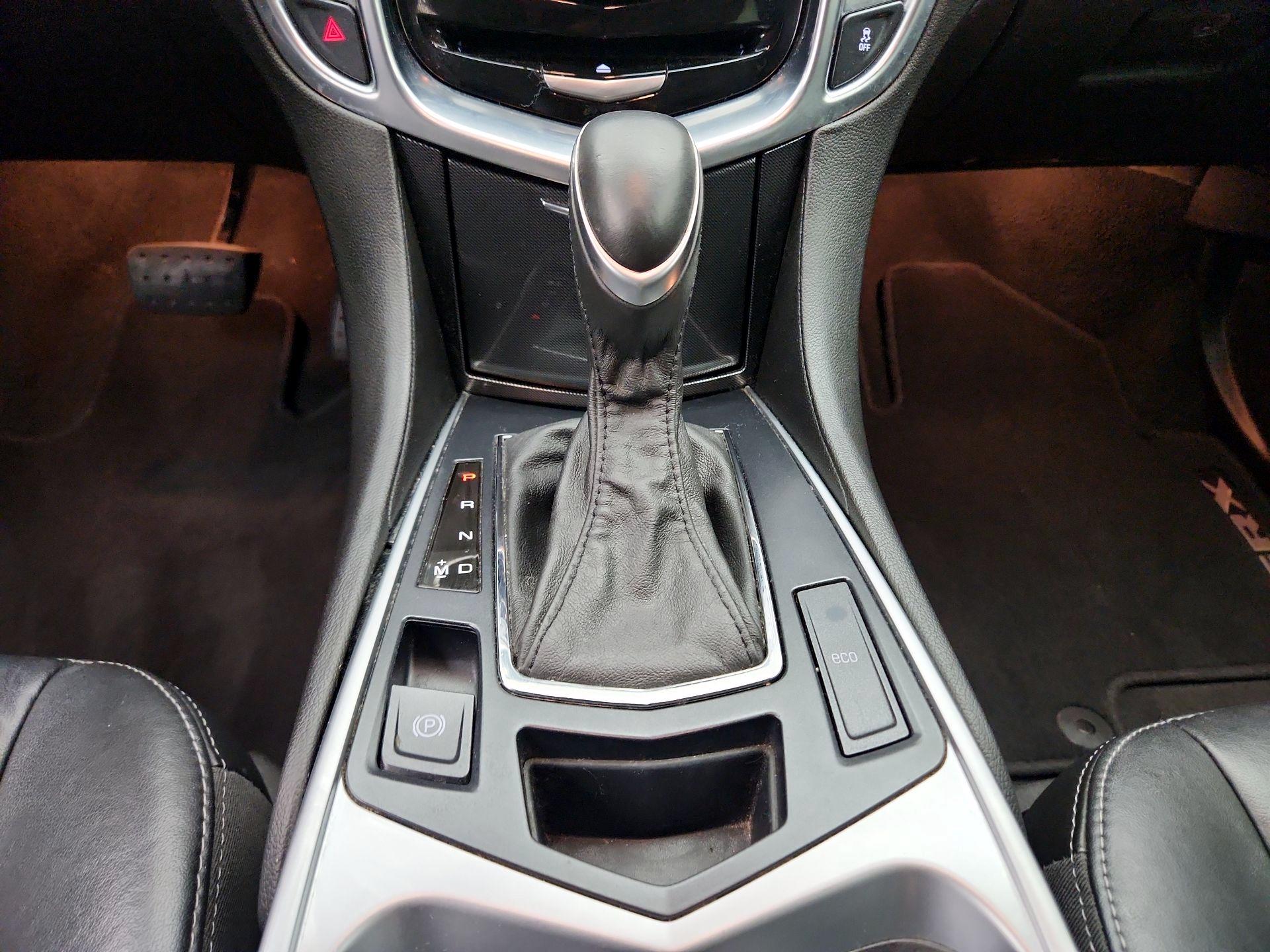 Thumbnail: 2015 Cadillac SRX - 17