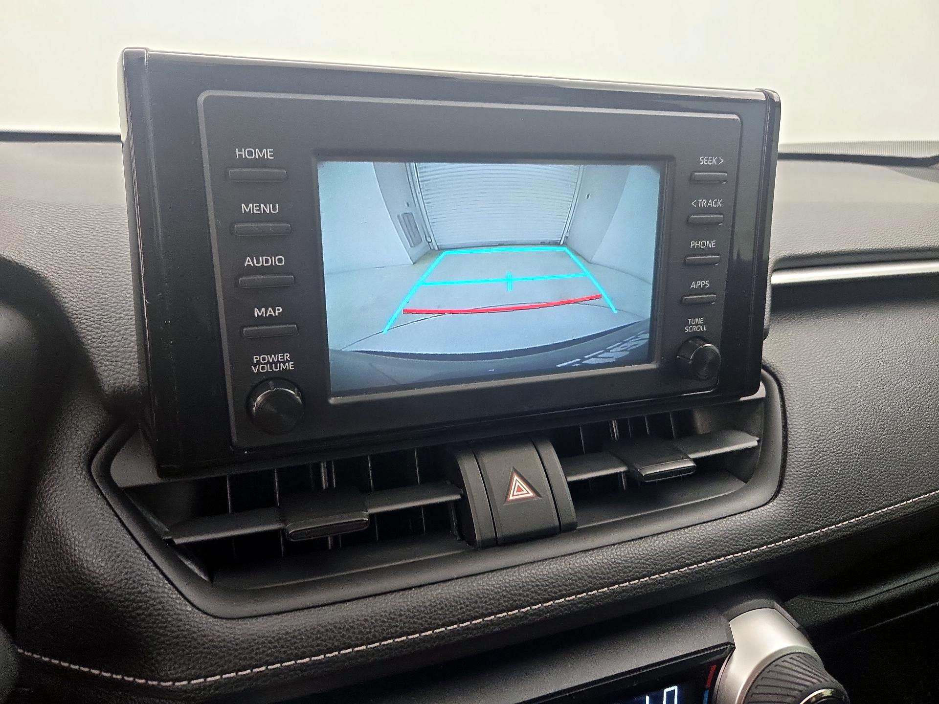 Thumbnail: 2019 Toyota RAV4 - 14